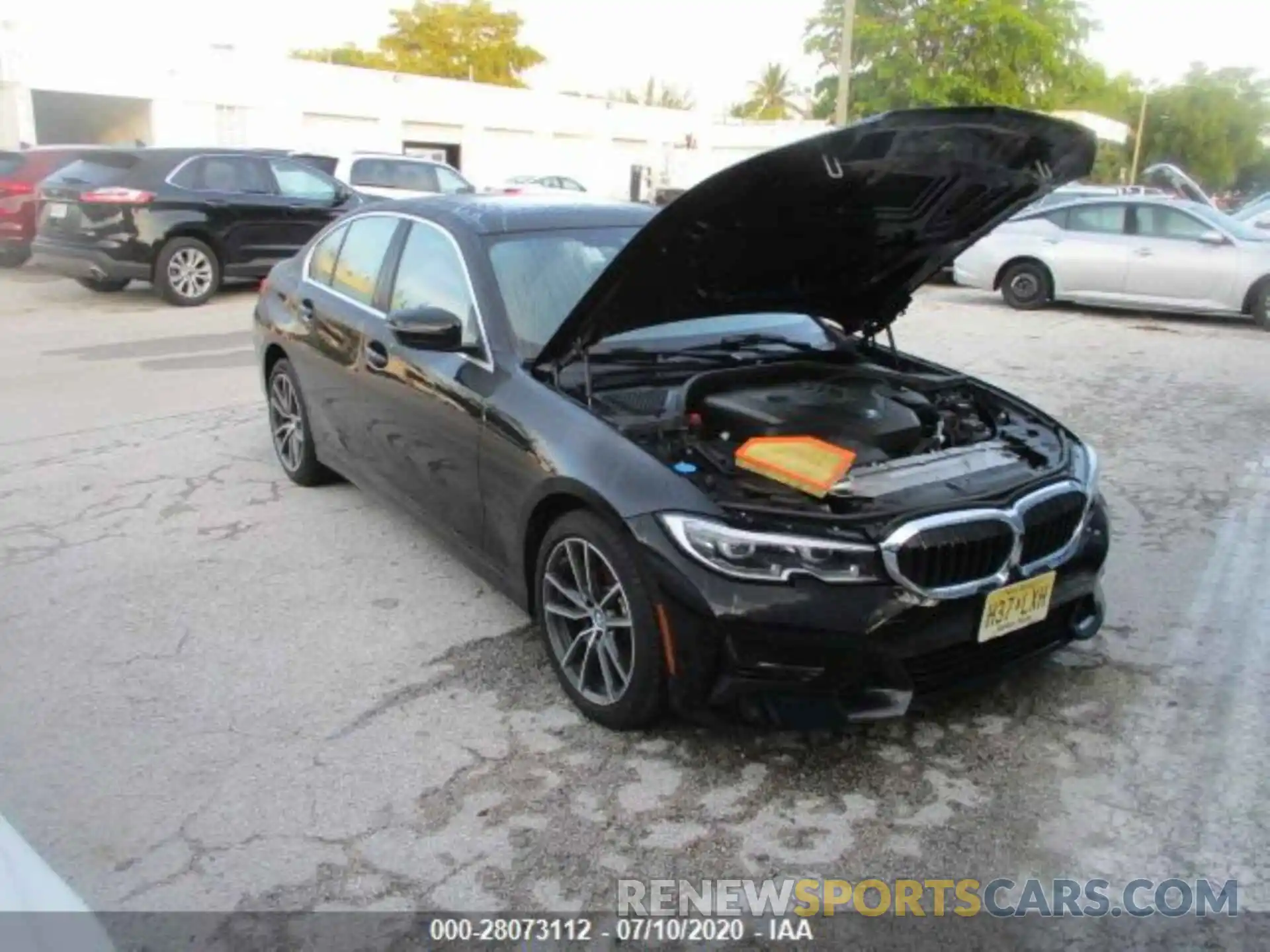 1 Photograph of a damaged car 3MW5R7J01L8B09030 BMW 330XI 2020