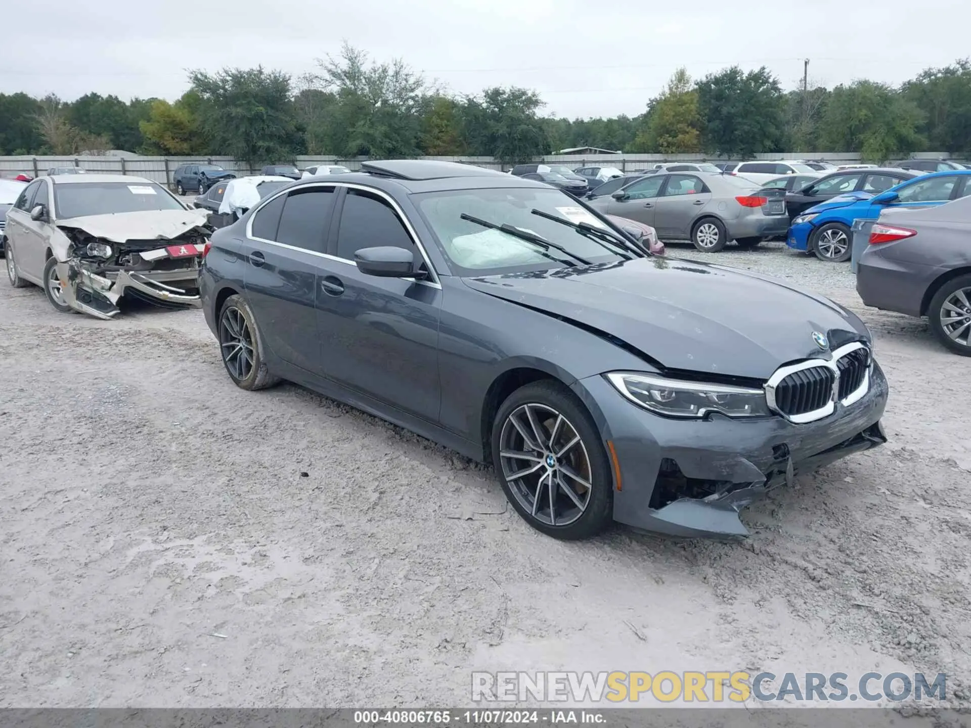 1 Photograph of a damaged car 3MW5R7J05L8B19544 BMW 330XI 2020