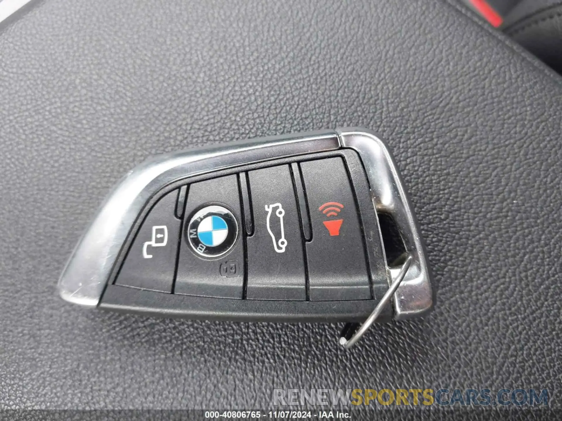 11 Photograph of a damaged car 3MW5R7J05L8B19544 BMW 330XI 2020