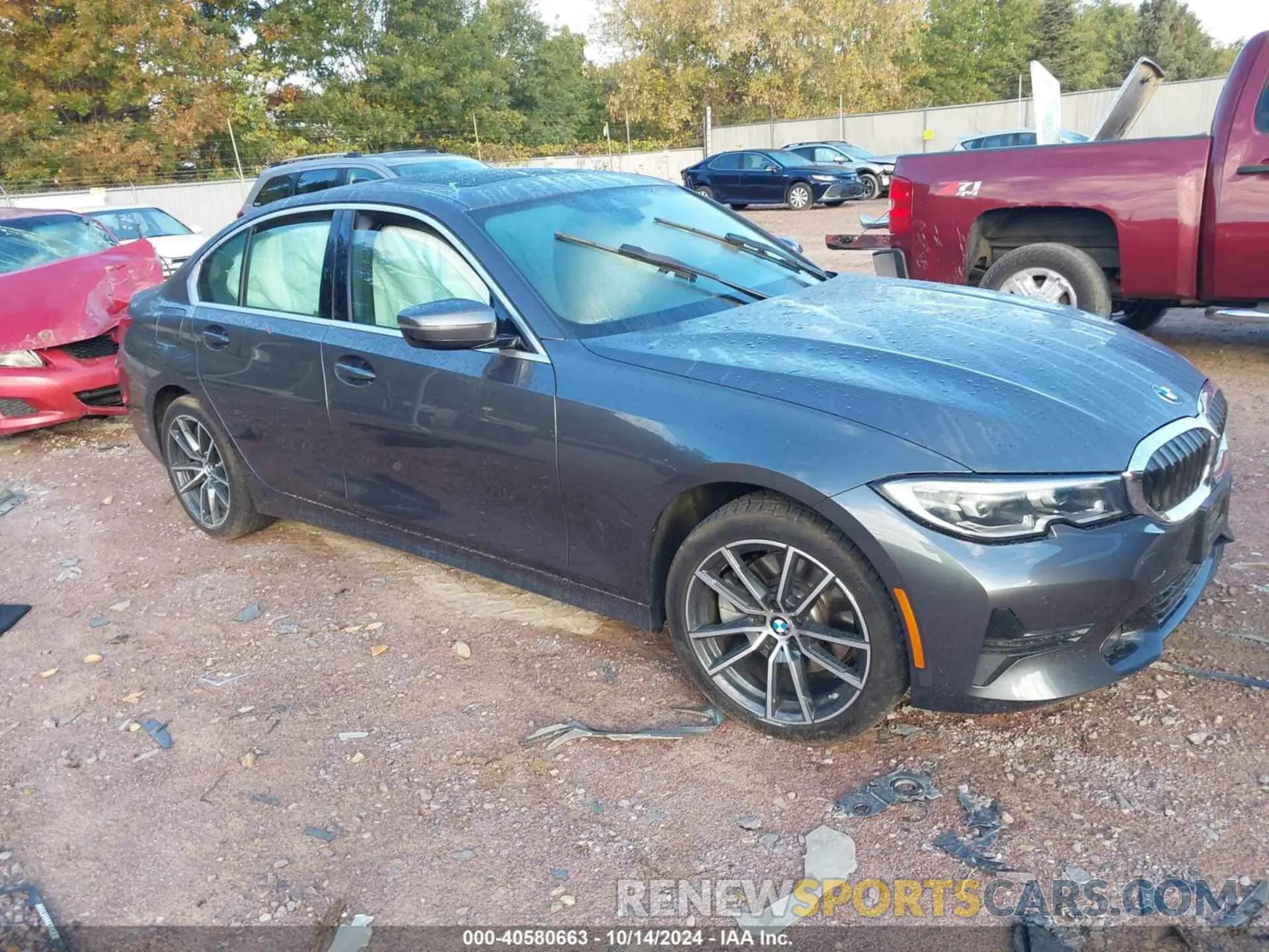 1 Photograph of a damaged car 3MW5R7J06L8B36305 BMW 330XI 2020