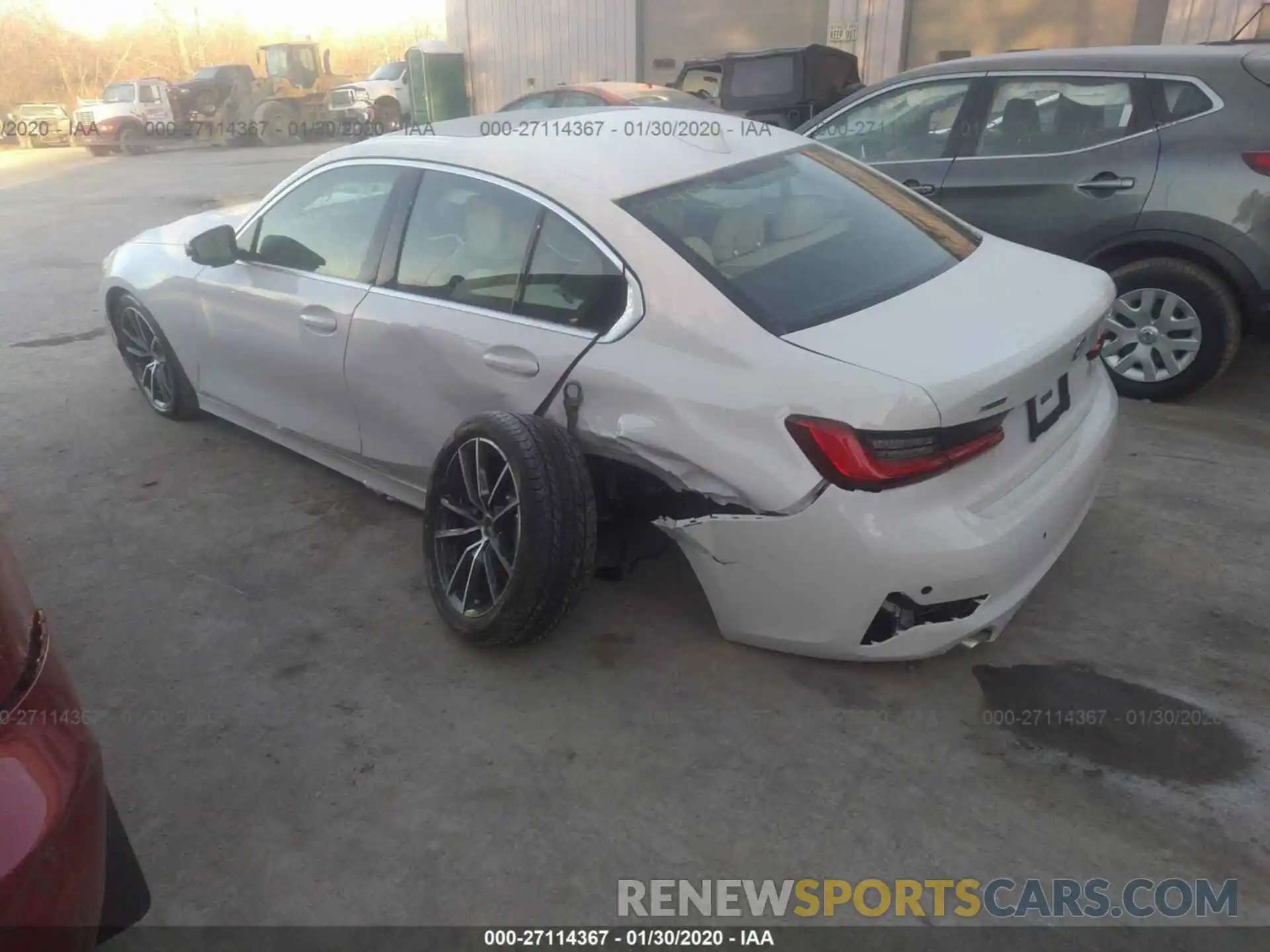 3 Photograph of a damaged car 3MW5R7J09L8B05971 BMW 330XI 2020