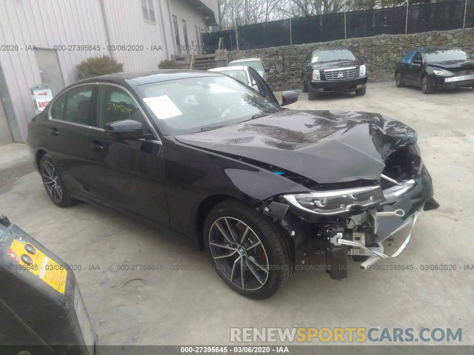 1 Photograph of a damaged car 3MW5R7J09L8B21703 BMW 330XI 2020