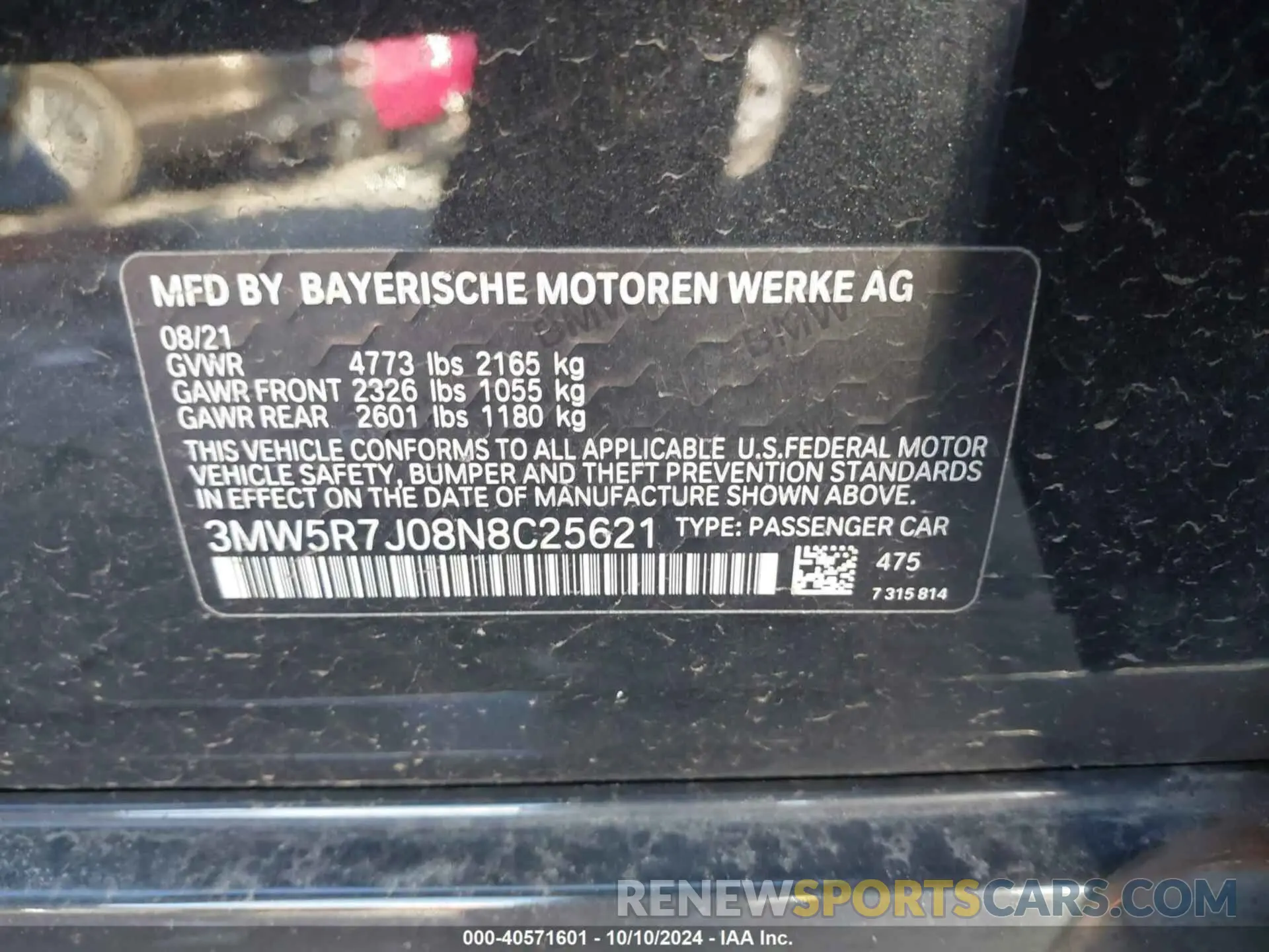 9 Photograph of a damaged car 3MW5R7J08N8C25621 BMW 330XI 2022