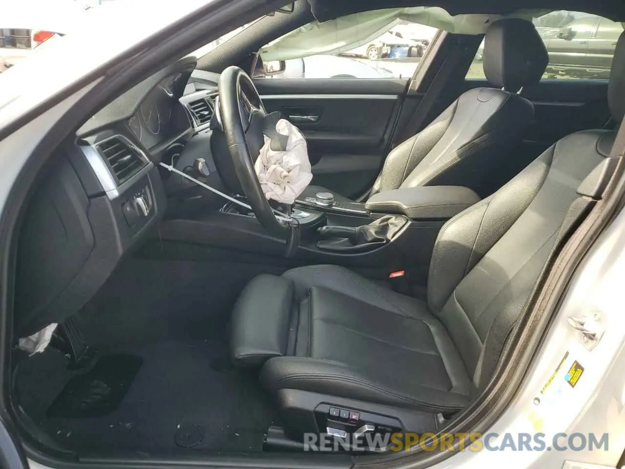 7 Photograph of a damaged car WBA4J1C50KBM18767 BMW 4 SERIES 2019