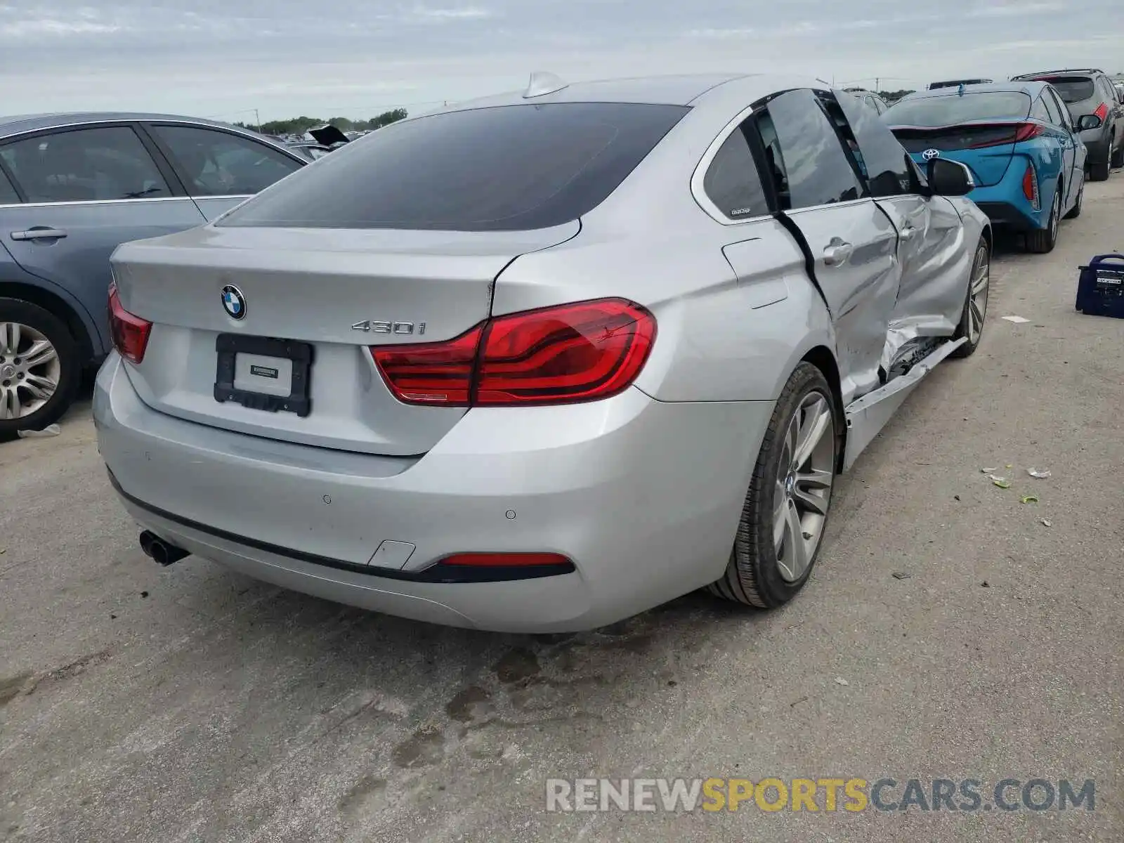 4 Photograph of a damaged car WBA4J1C51KBM14131 BMW 4 SERIES 2019