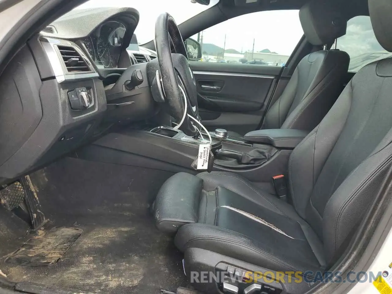 7 Photograph of a damaged car WBA4J1C52KBM16552 BMW 4 SERIES 2019