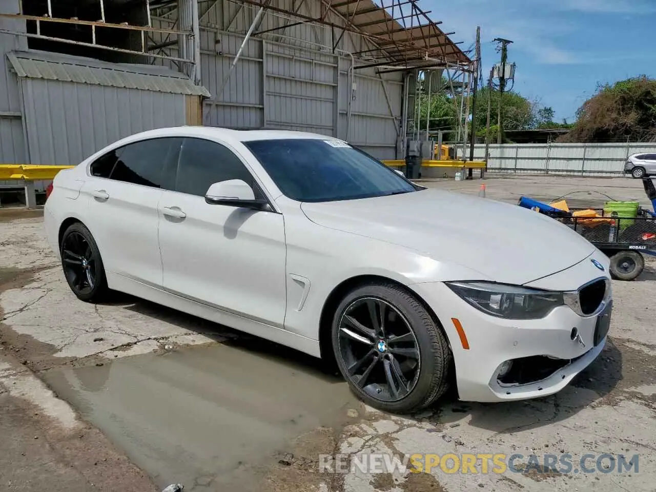 4 Photograph of a damaged car WBA4J1C52KBM16826 BMW 4 SERIES 2019
