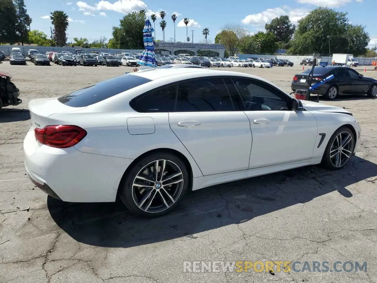 3 Photograph of a damaged car WBA4J1C53KBM16981 BMW 4 SERIES 2019