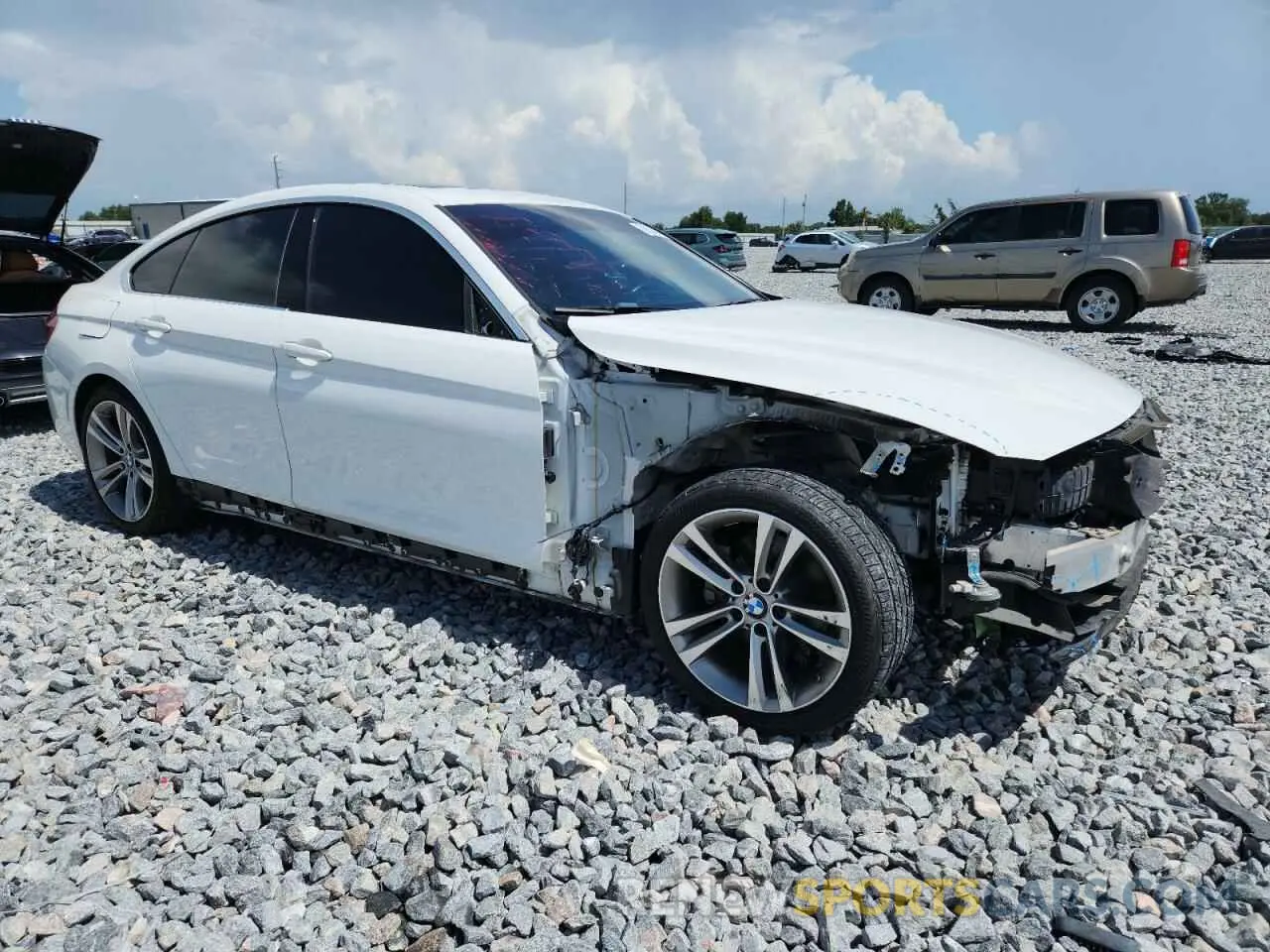 4 Photograph of a damaged car WBA4J1C53KBM17256 BMW 4 SERIES 2019