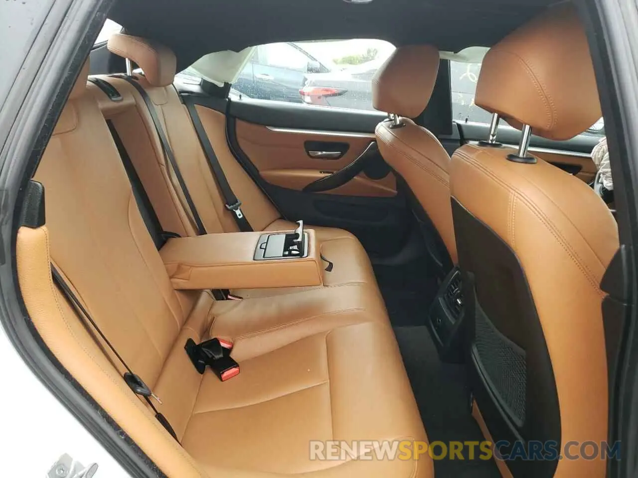 6 Photograph of a damaged car WBA4J1C54KBM14043 BMW 4 SERIES 2019