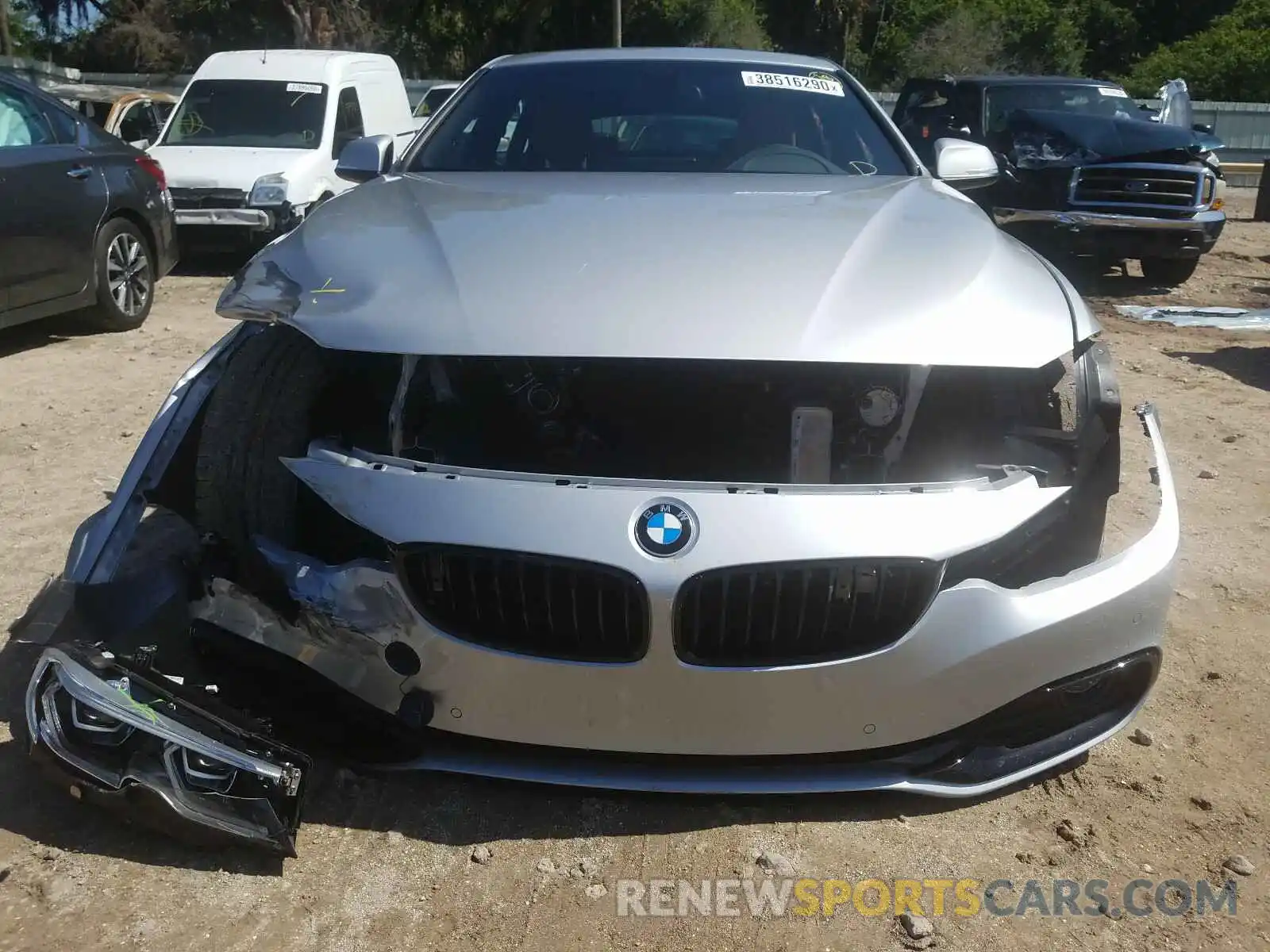 9 Photograph of a damaged car WBA4J1C55KBM17131 BMW 4 SERIES 2019