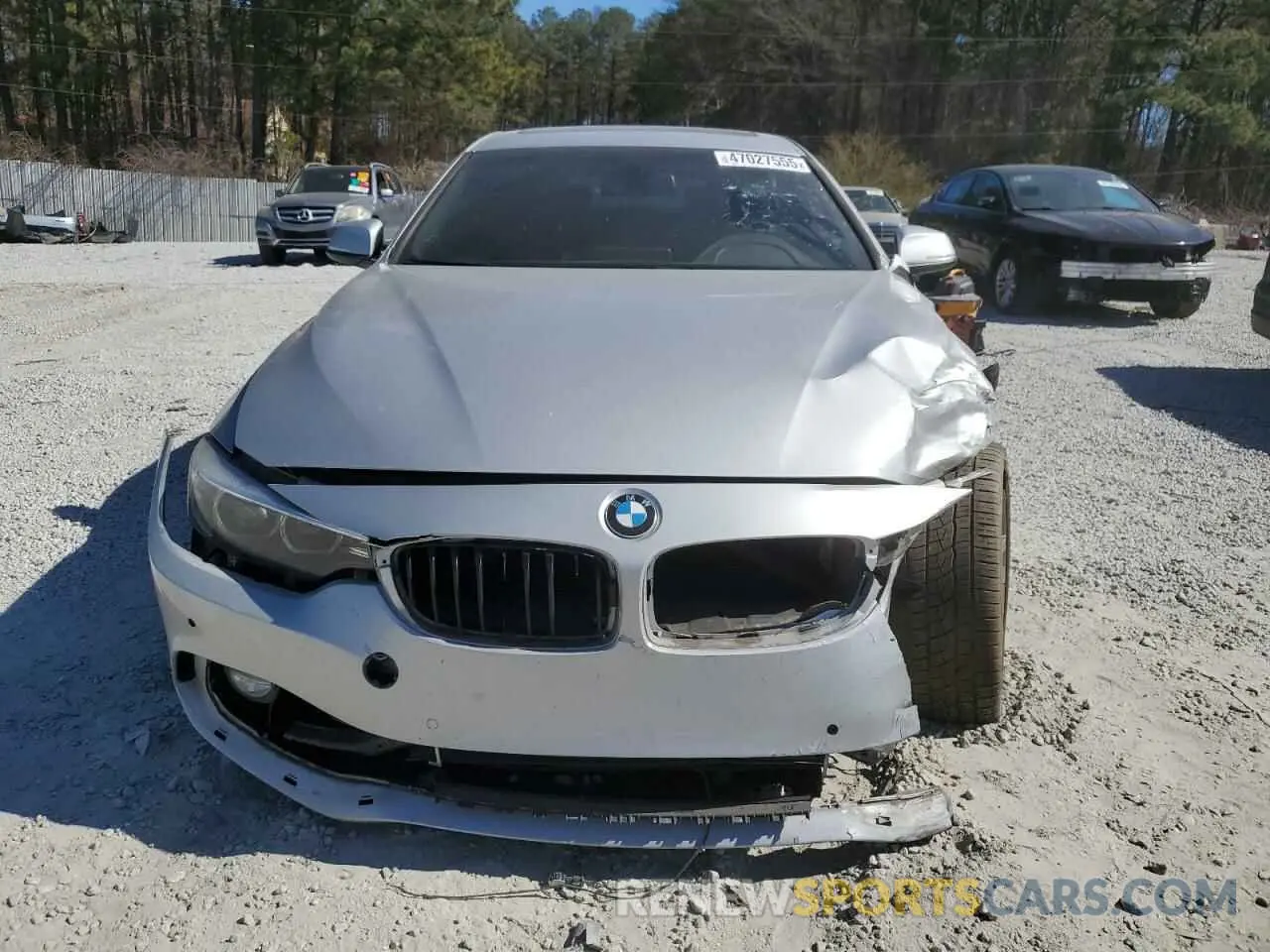 5 Photograph of a damaged car WBA4J1C56KBM12925 BMW 4 SERIES 2019