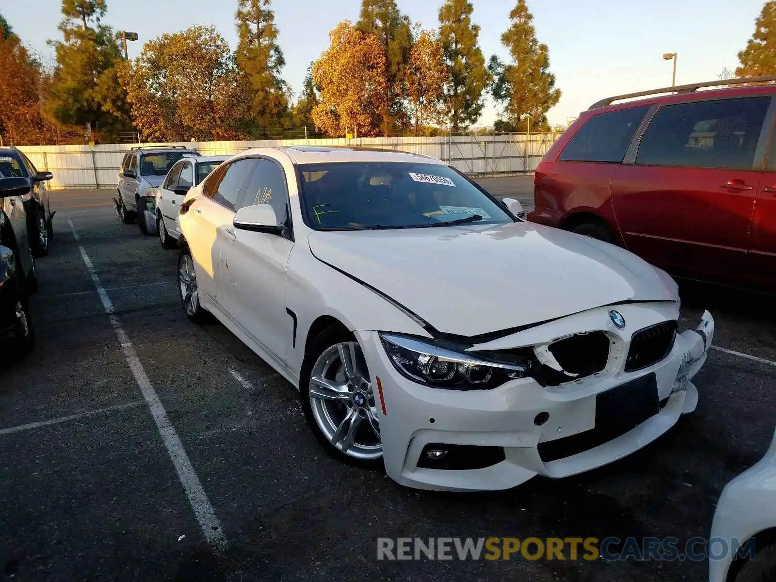 1 Photograph of a damaged car WBA4J1C56KBM17235 BMW 4 SERIES 2019