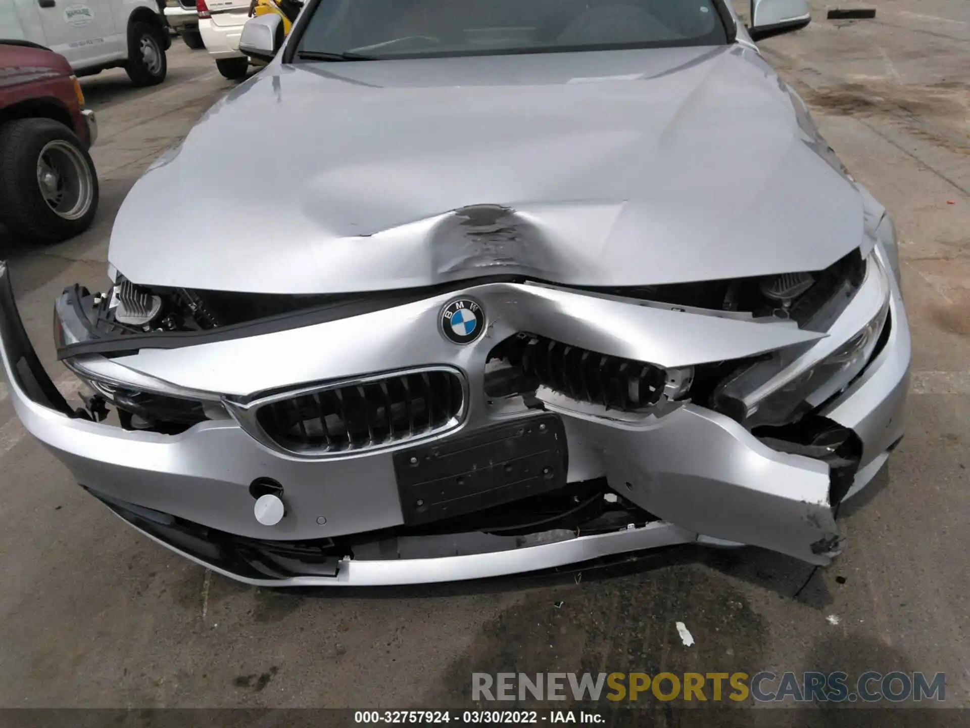 6 Photograph of a damaged car WBA4J1C56KBM18014 BMW 4 SERIES 2019