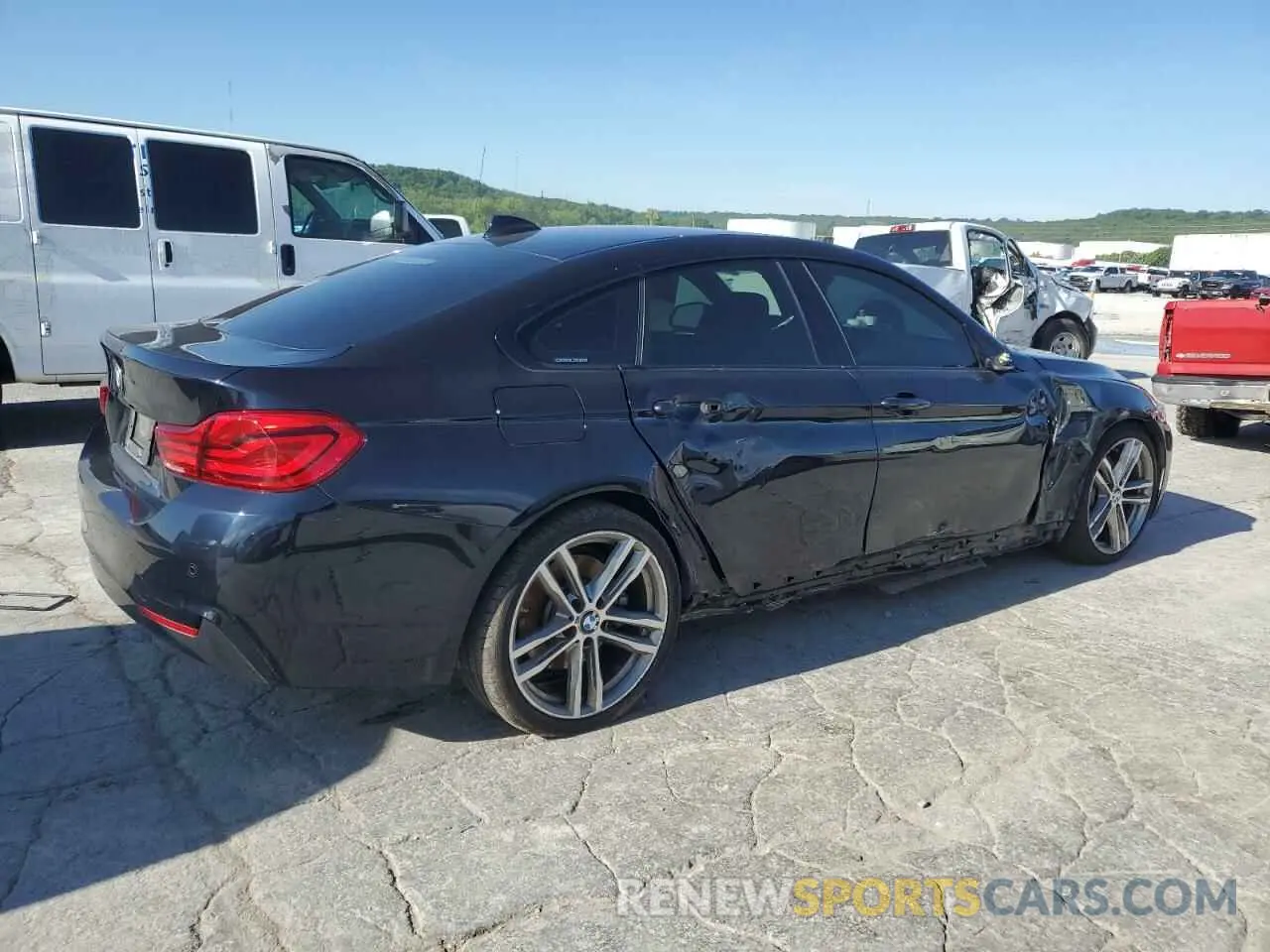 3 Photograph of a damaged car WBA4J1C57KBM12366 BMW 4 SERIES 2019