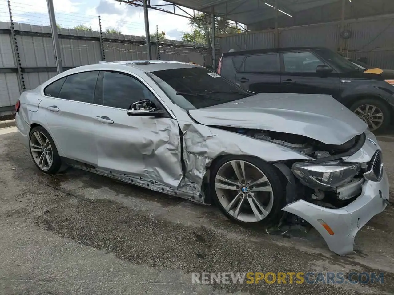 4 Photograph of a damaged car WBA4J1C57KBM13243 BMW 4 SERIES 2019