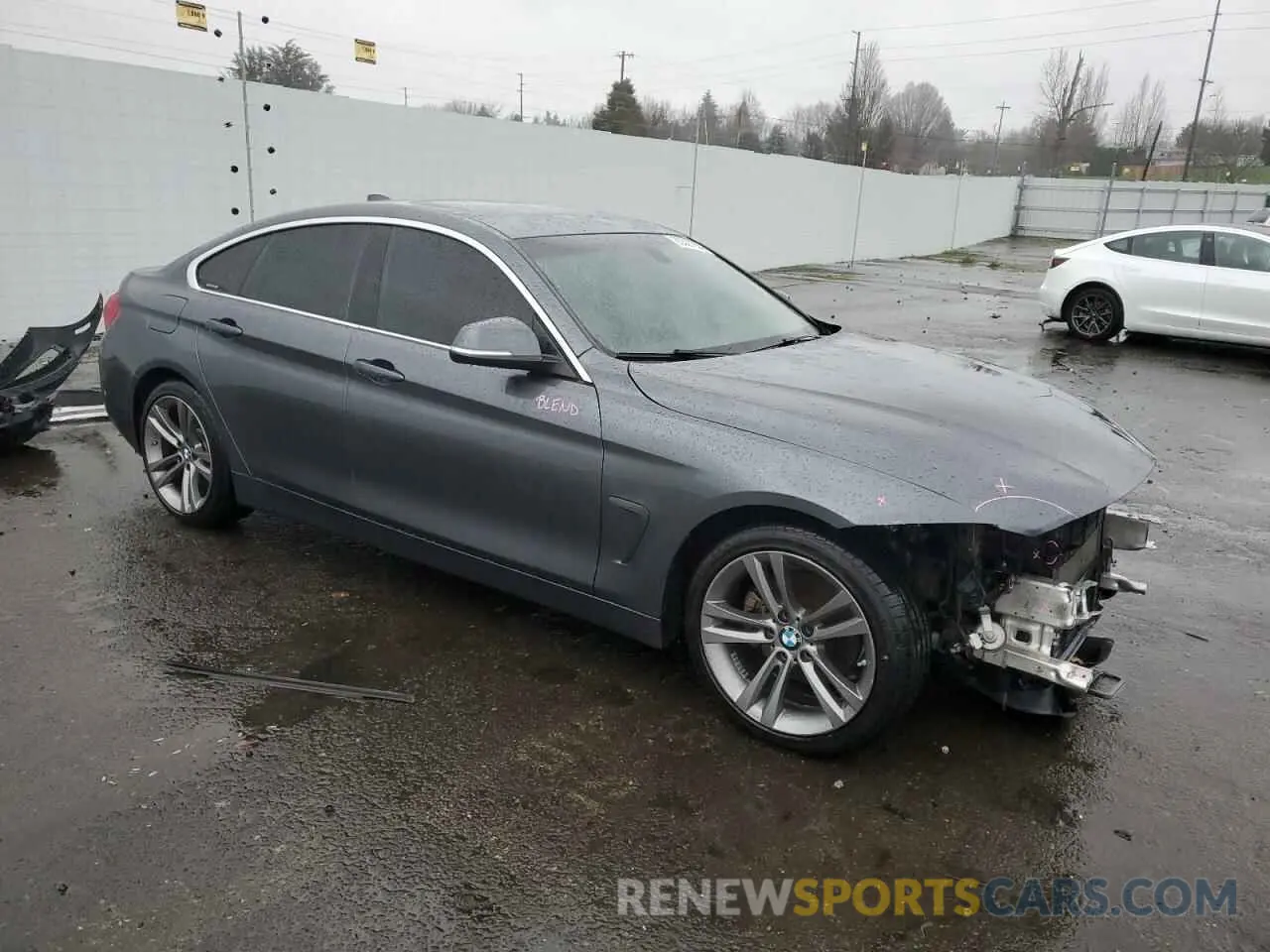 4 Photograph of a damaged car WBA4J1C58KBM18130 BMW 4 SERIES 2019