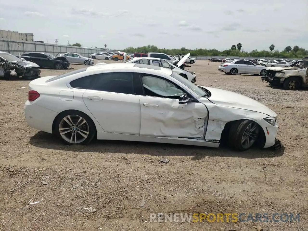 9 Photograph of a damaged car WBA4J1C59KBM18900 BMW 4 SERIES 2019