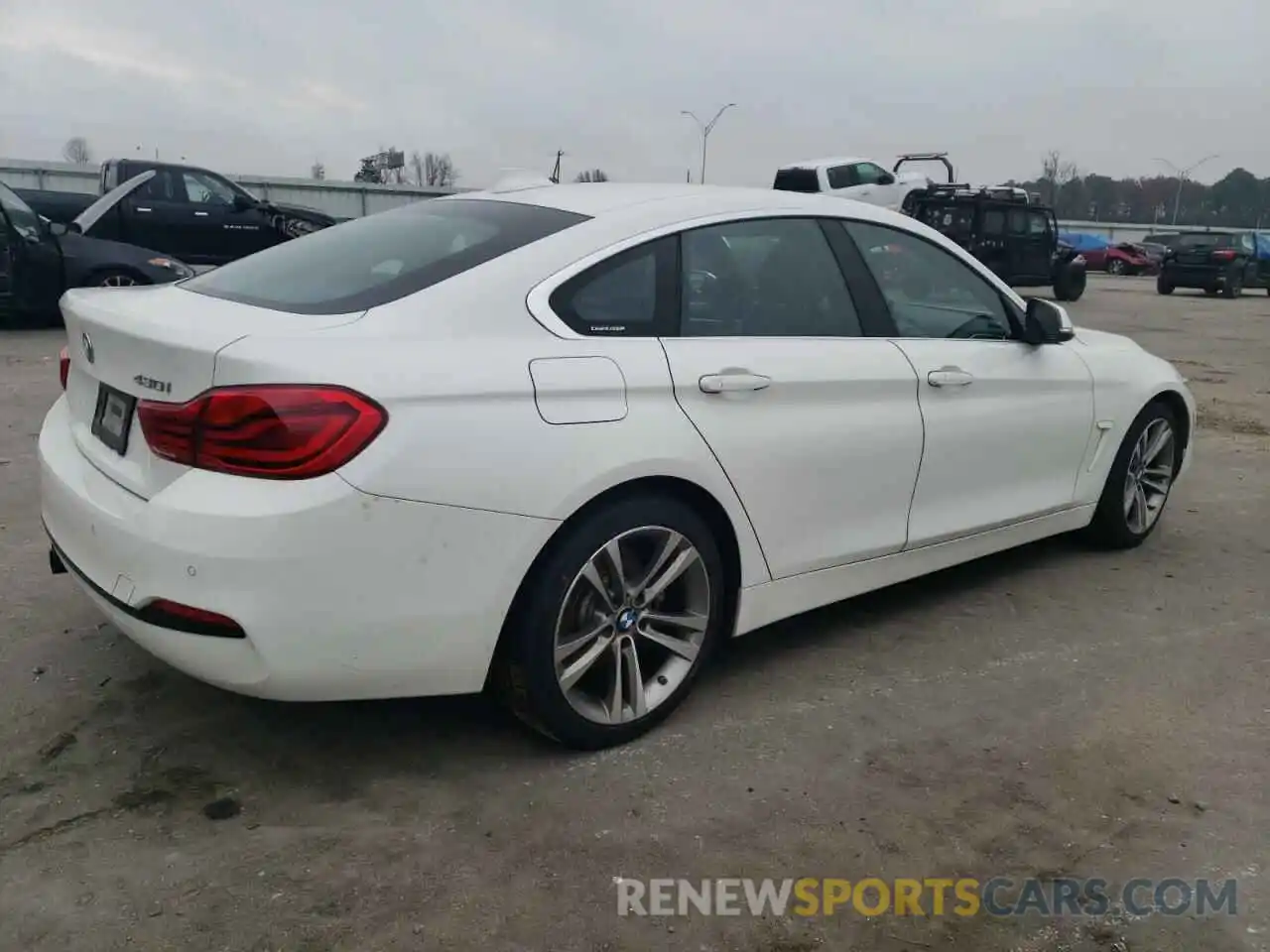 3 Photograph of a damaged car WBA4J1C5XKBM12166 BMW 4 SERIES 2019