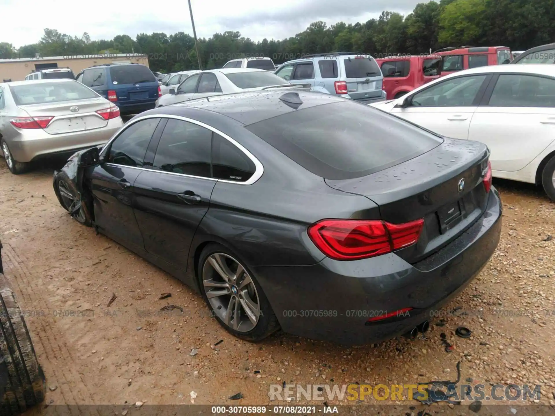 3 Photograph of a damaged car WBA4J1C5XKBM15665 BMW 4 SERIES 2019