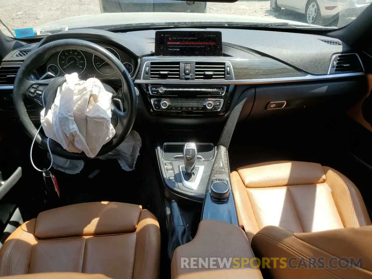 8 Photograph of a damaged car WBA4J3C51KBL05812 BMW 4 SERIES 2019