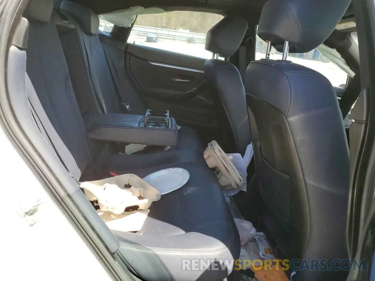 10 Photograph of a damaged car WBA4J3C51KBL06961 BMW 4 SERIES 2019