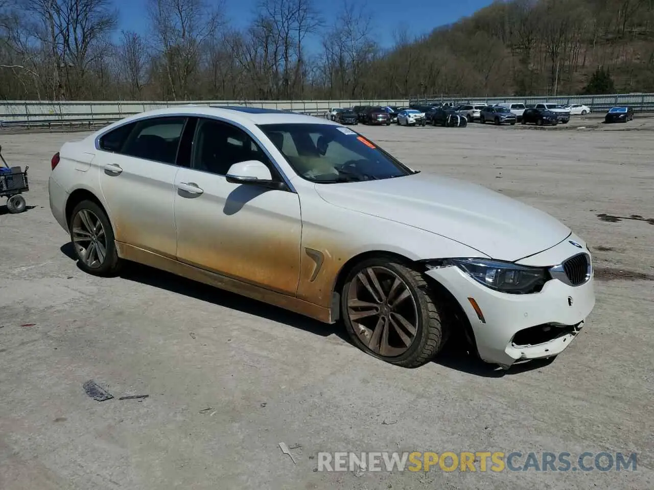 4 Photograph of a damaged car WBA4J3C51KBL06961 BMW 4 SERIES 2019