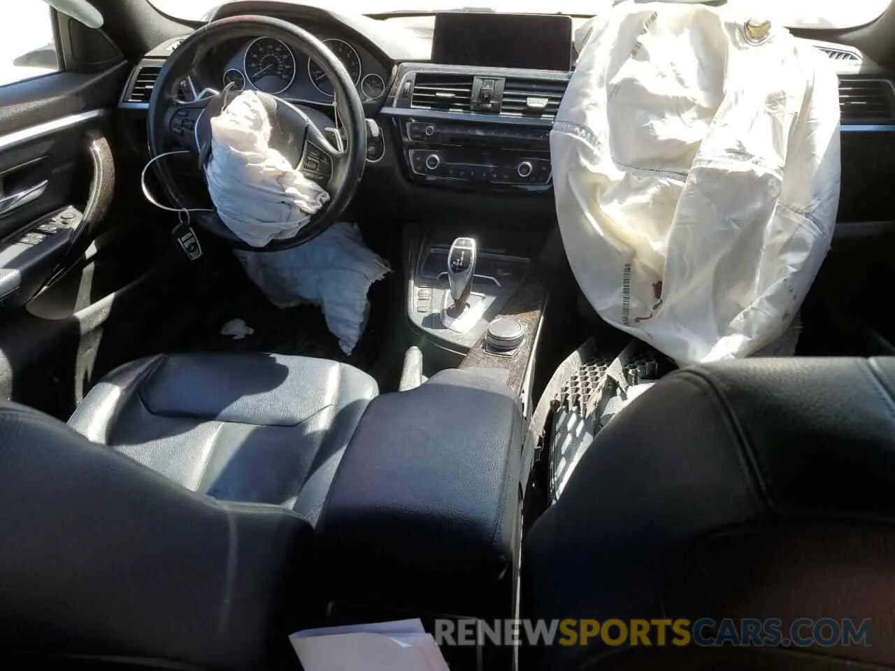 8 Photograph of a damaged car WBA4J3C51KBL06961 BMW 4 SERIES 2019