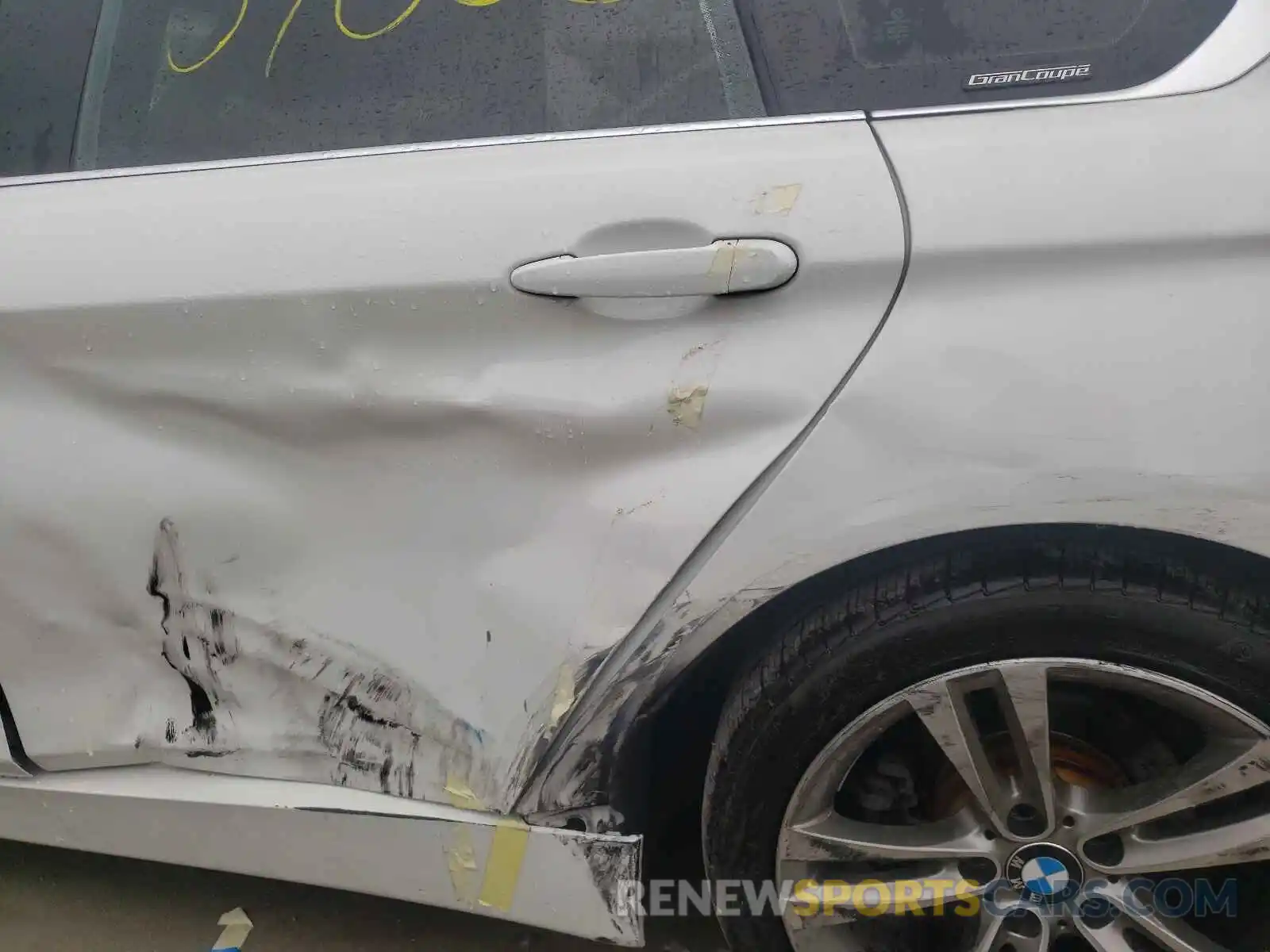 9 Photograph of a damaged car WBA4J3C51KBL08984 BMW 4 SERIES 2019