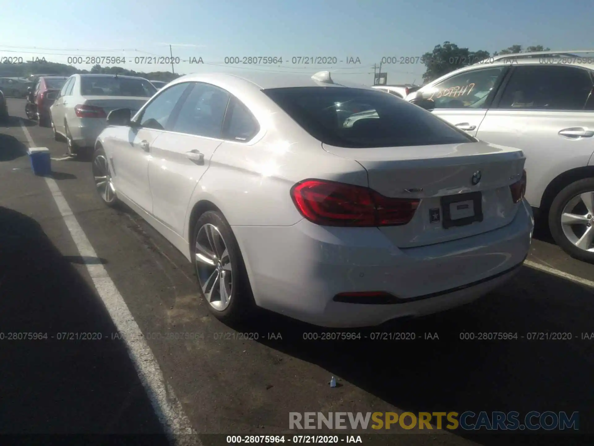 3 Photograph of a damaged car WBA4J3C52KBL07598 BMW 4 SERIES 2019