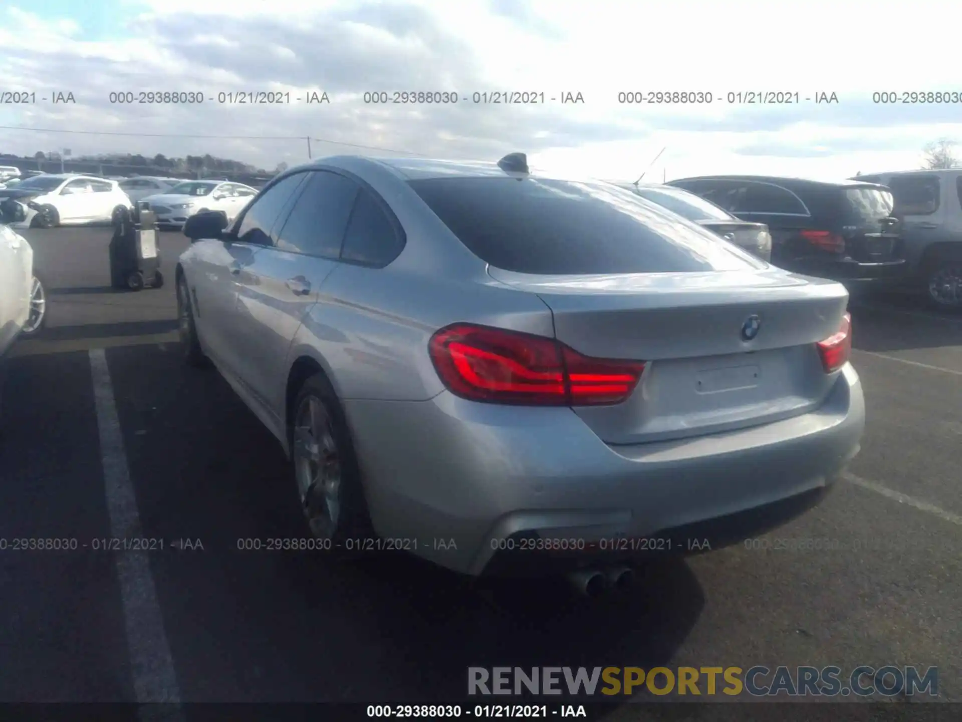 3 Photograph of a damaged car WBA4J3C54KBL05884 BMW 4 SERIES 2019