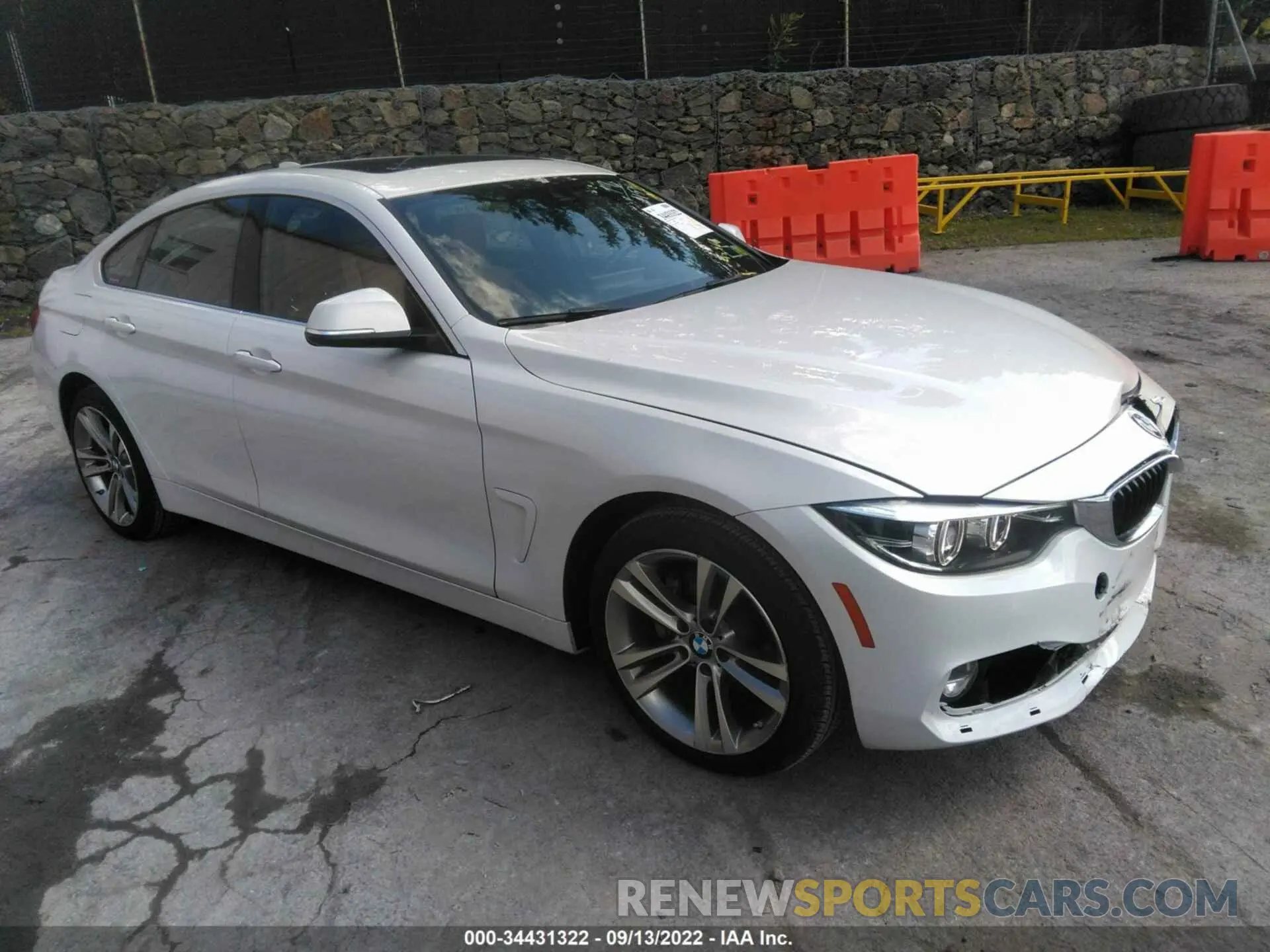 1 Photograph of a damaged car WBA4J3C54KBL06405 BMW 4 SERIES 2019