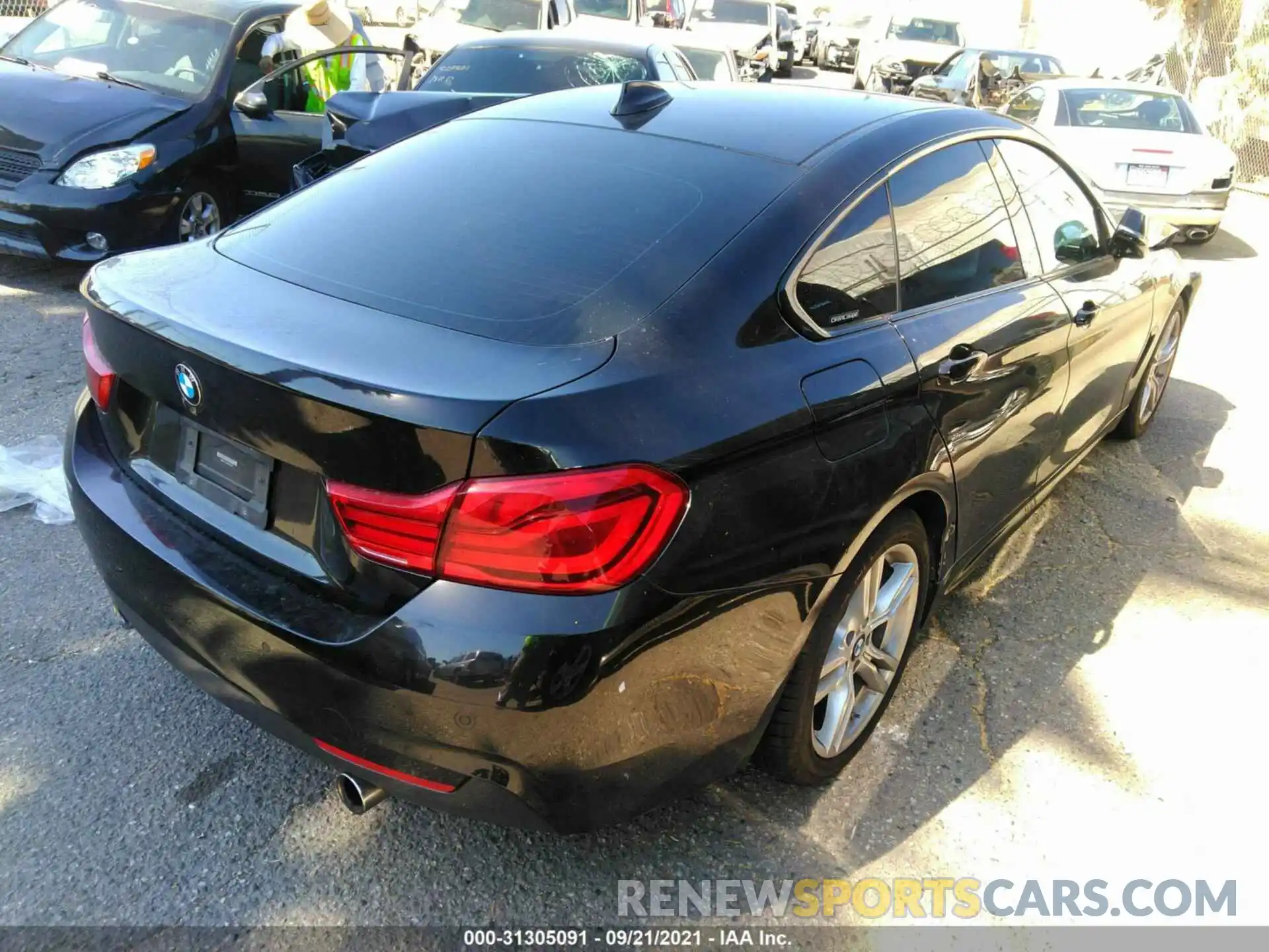 4 Photograph of a damaged car WBA4J5C52KBM65984 BMW 4 SERIES 2019