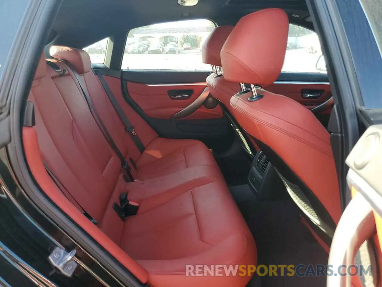 10 Photograph of a damaged car WBA4J5C53KBM66223 BMW 4 SERIES 2019