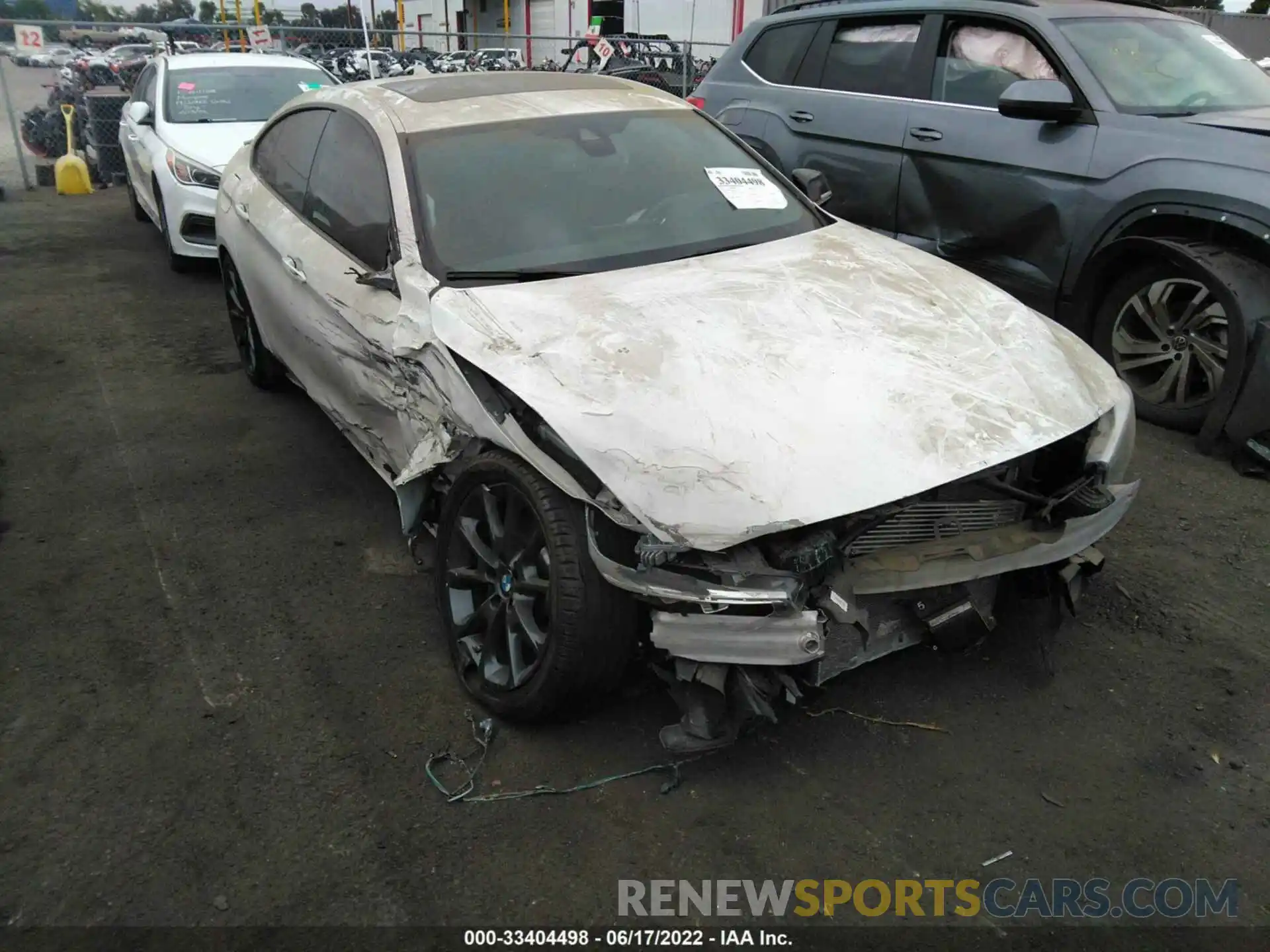 1 Photograph of a damaged car WBA4J5C54KBU79126 BMW 4 SERIES 2019