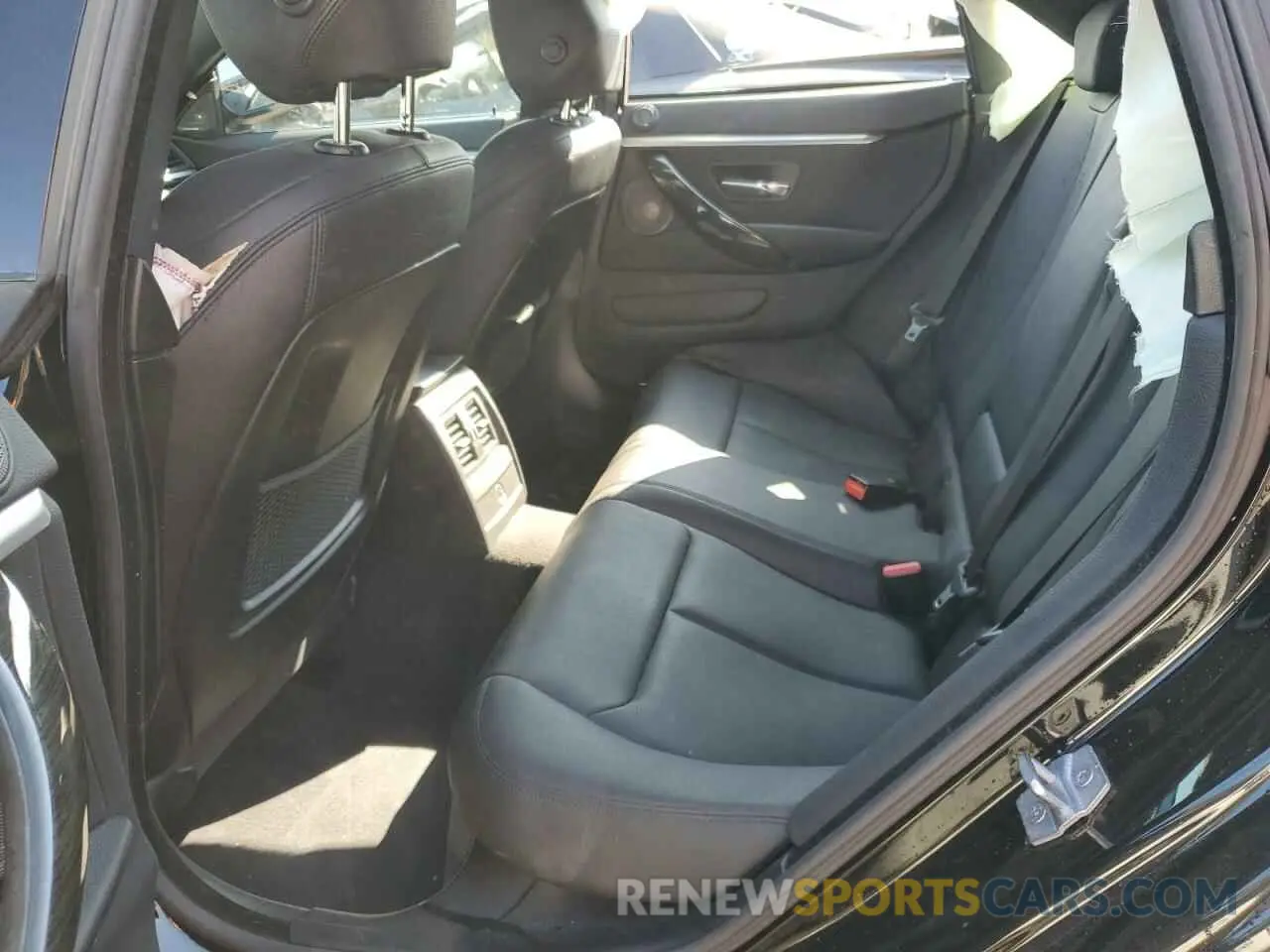 6 Photograph of a damaged car WBA4J5C57KBM66743 BMW 4 SERIES 2019