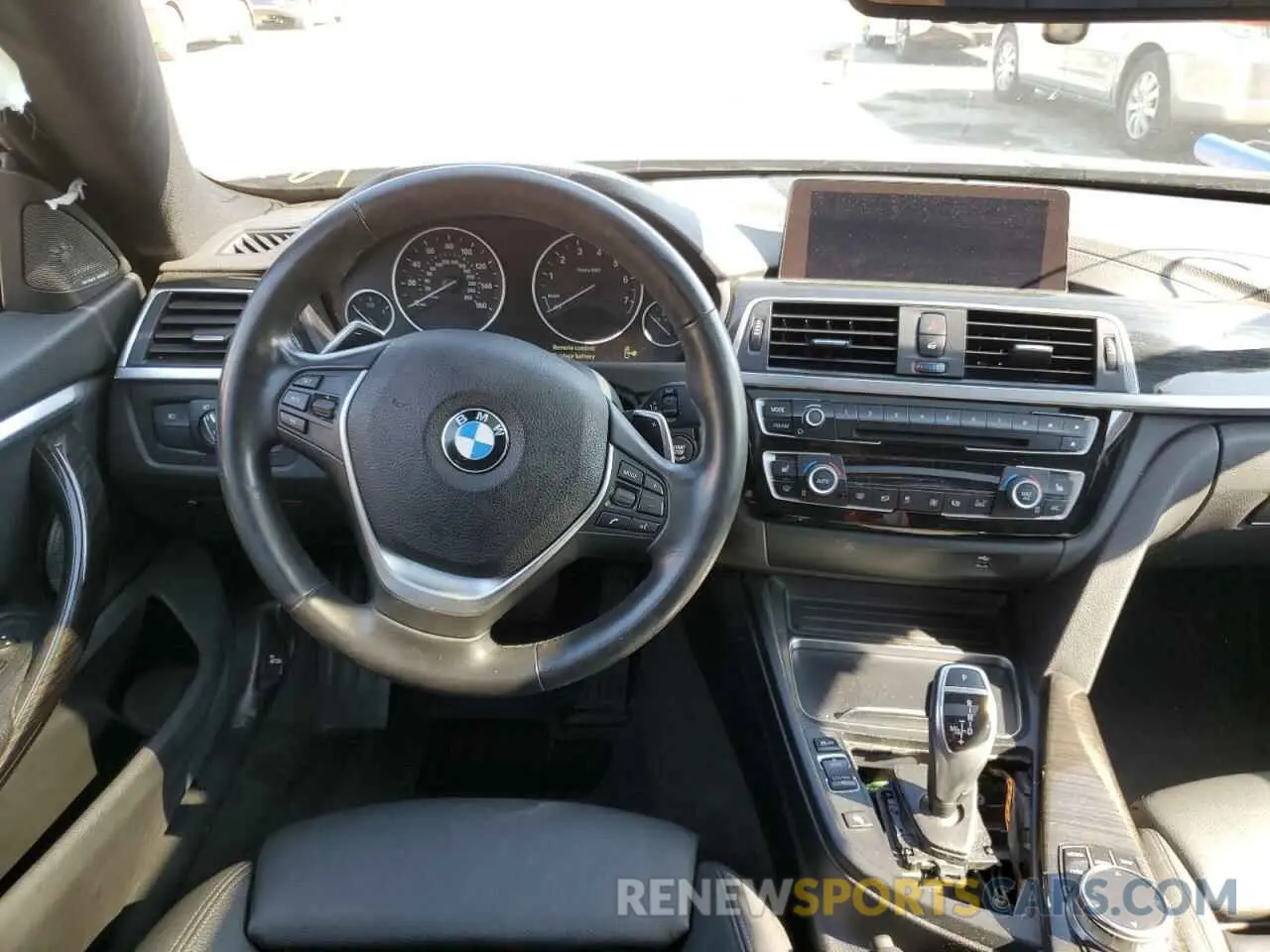 9 Photograph of a damaged car WBA4J5C57KBM66743 BMW 4 SERIES 2019