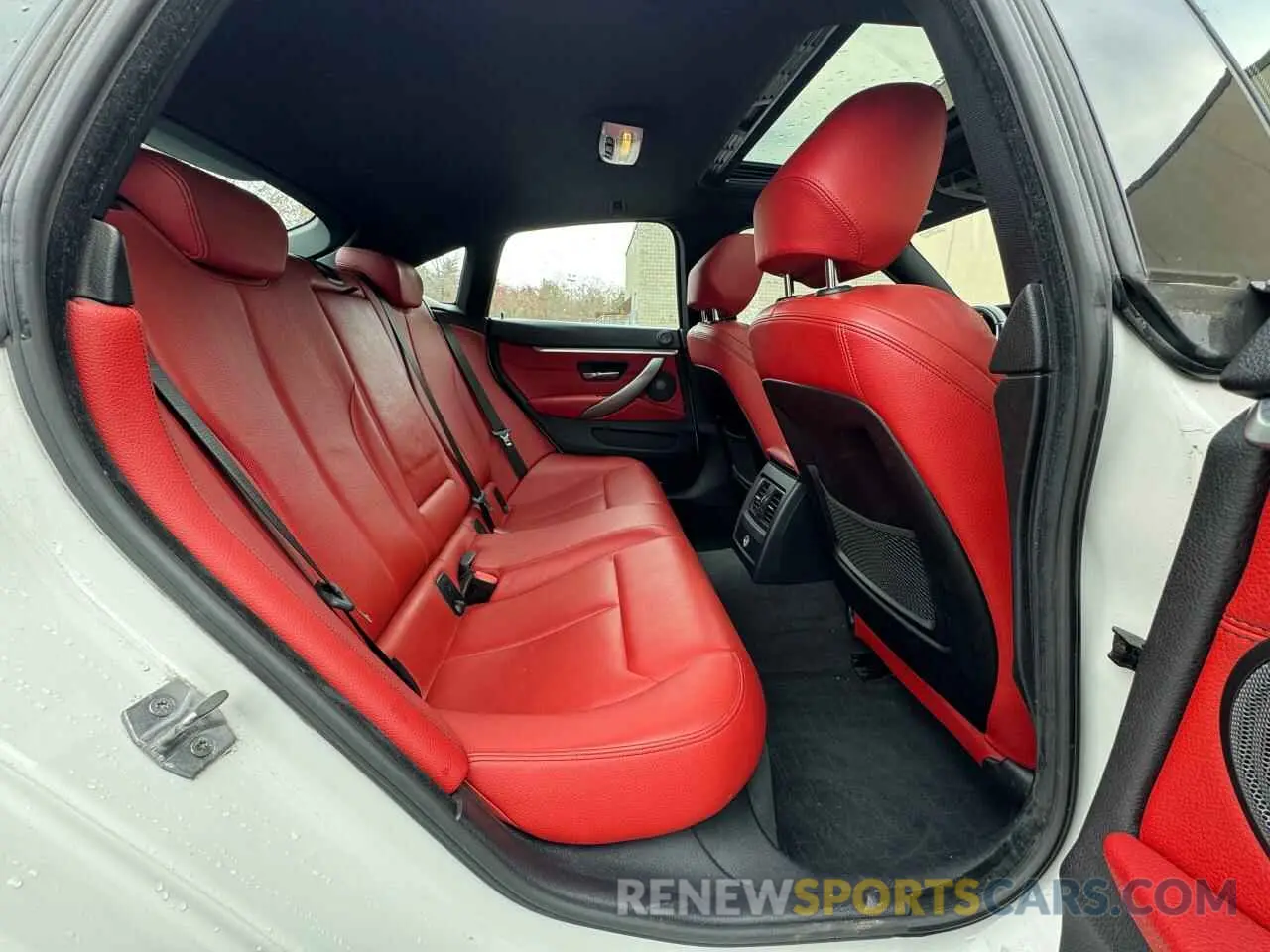 6 Photograph of a damaged car WBA4J7C54KBM74665 BMW 4 SERIES 2019