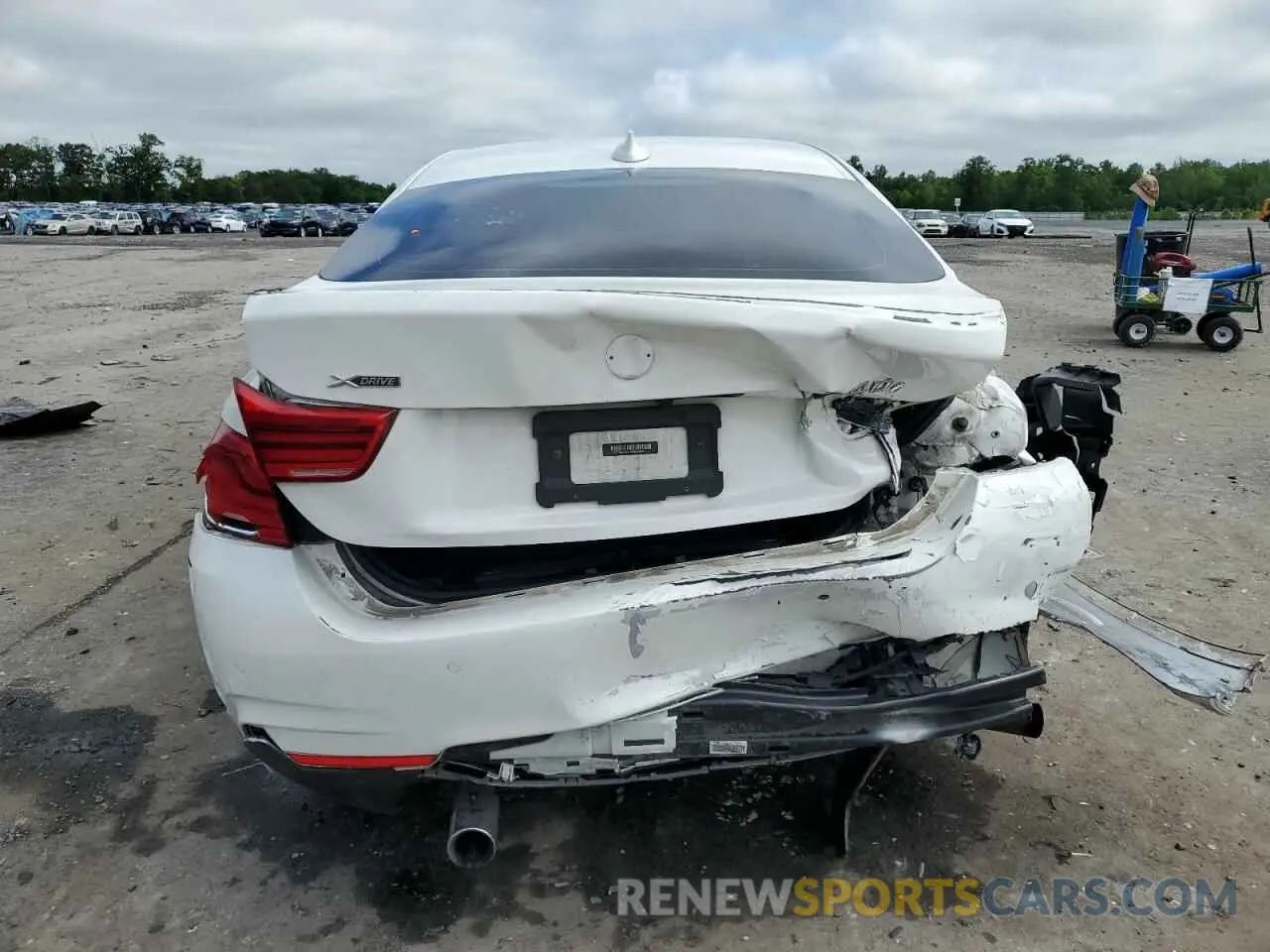 6 Photograph of a damaged car WBA4J7C55KBM74884 BMW 4 SERIES 2019