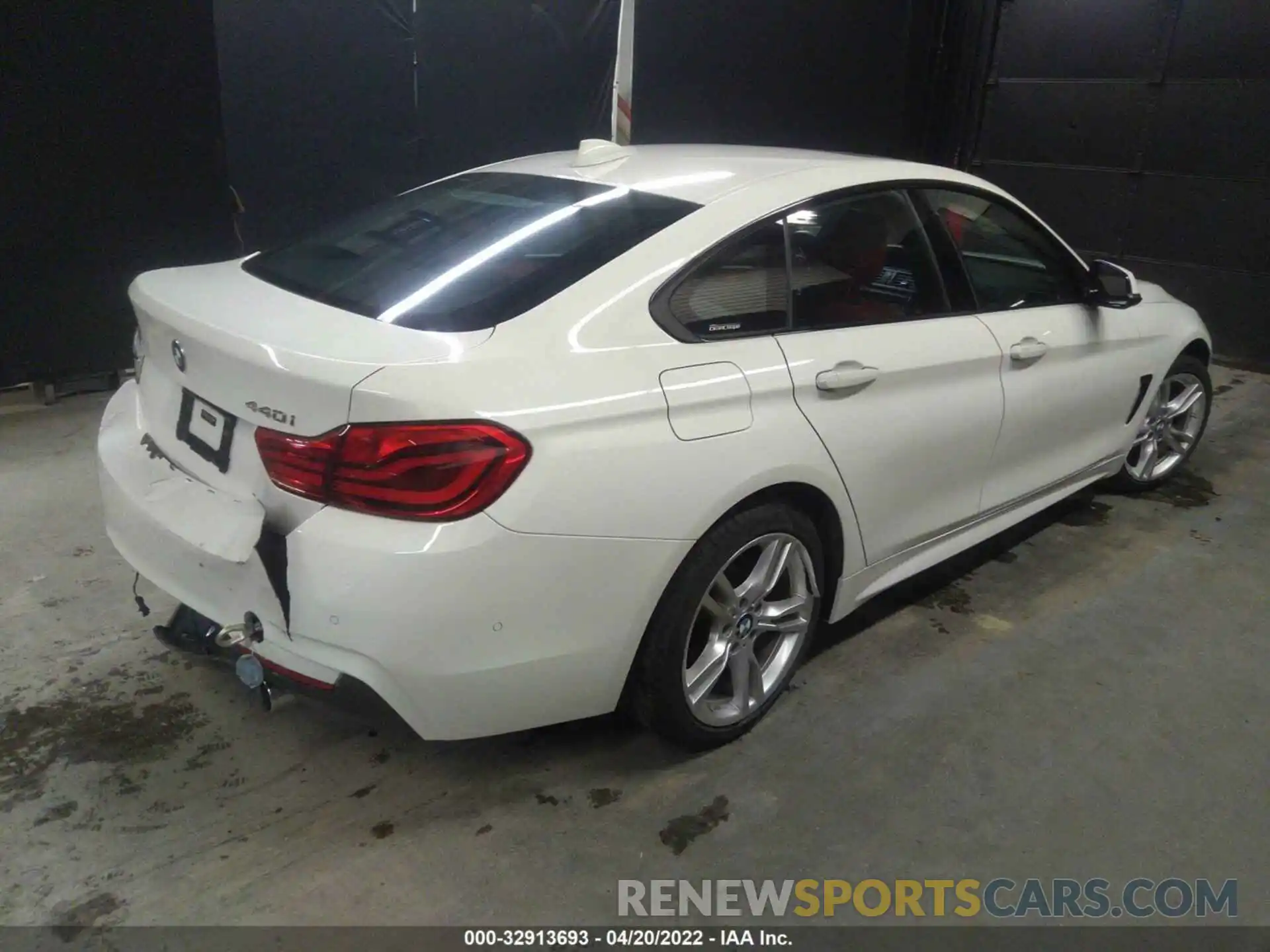 4 Photograph of a damaged car WBA4J7C57KBM74496 BMW 4 SERIES 2019