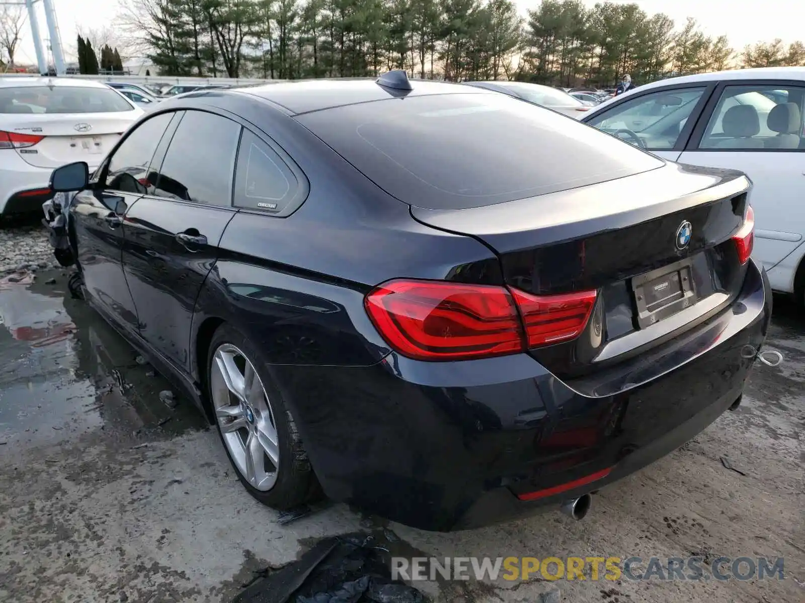 3 Photograph of a damaged car WBA4J7C58KBM76239 BMW 4 SERIES 2019