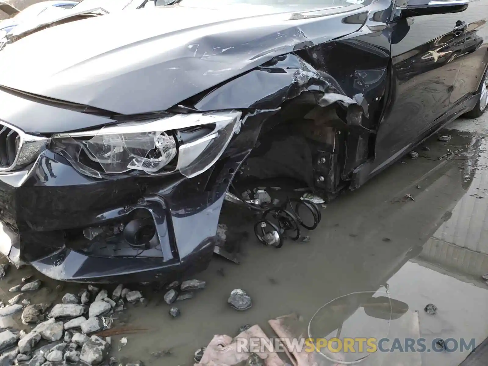 9 Photograph of a damaged car WBA4J7C58KBM76239 BMW 4 SERIES 2019