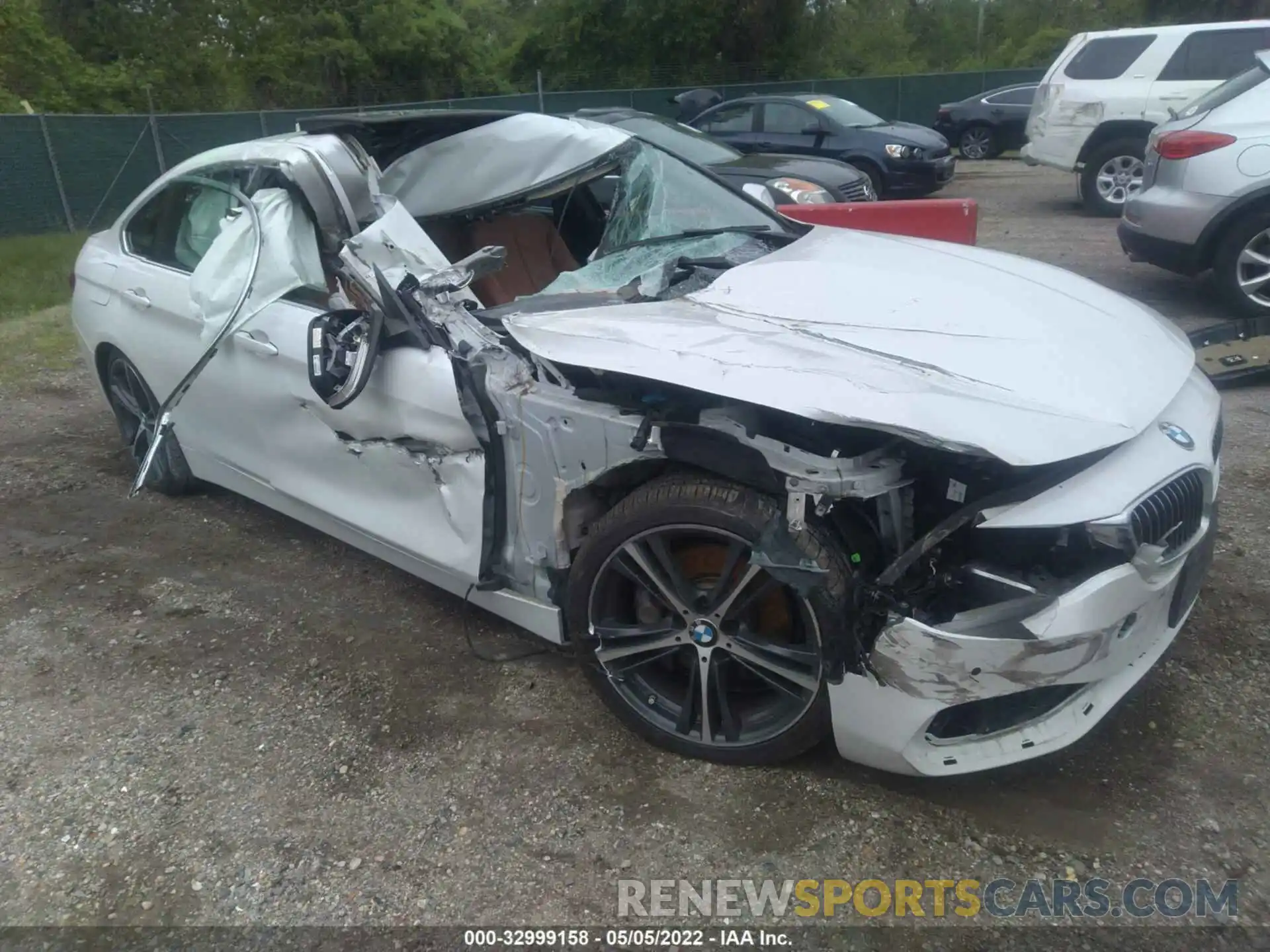 1 Photograph of a damaged car WBA4J7C5XKBM76193 BMW 4 SERIES 2019