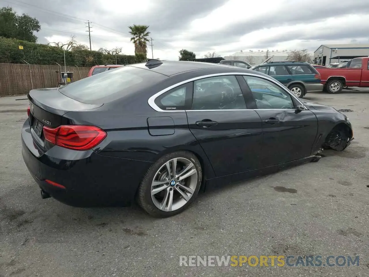 3 Photograph of a damaged car WBA4J7C5XKBM76520 BMW 4 SERIES 2019