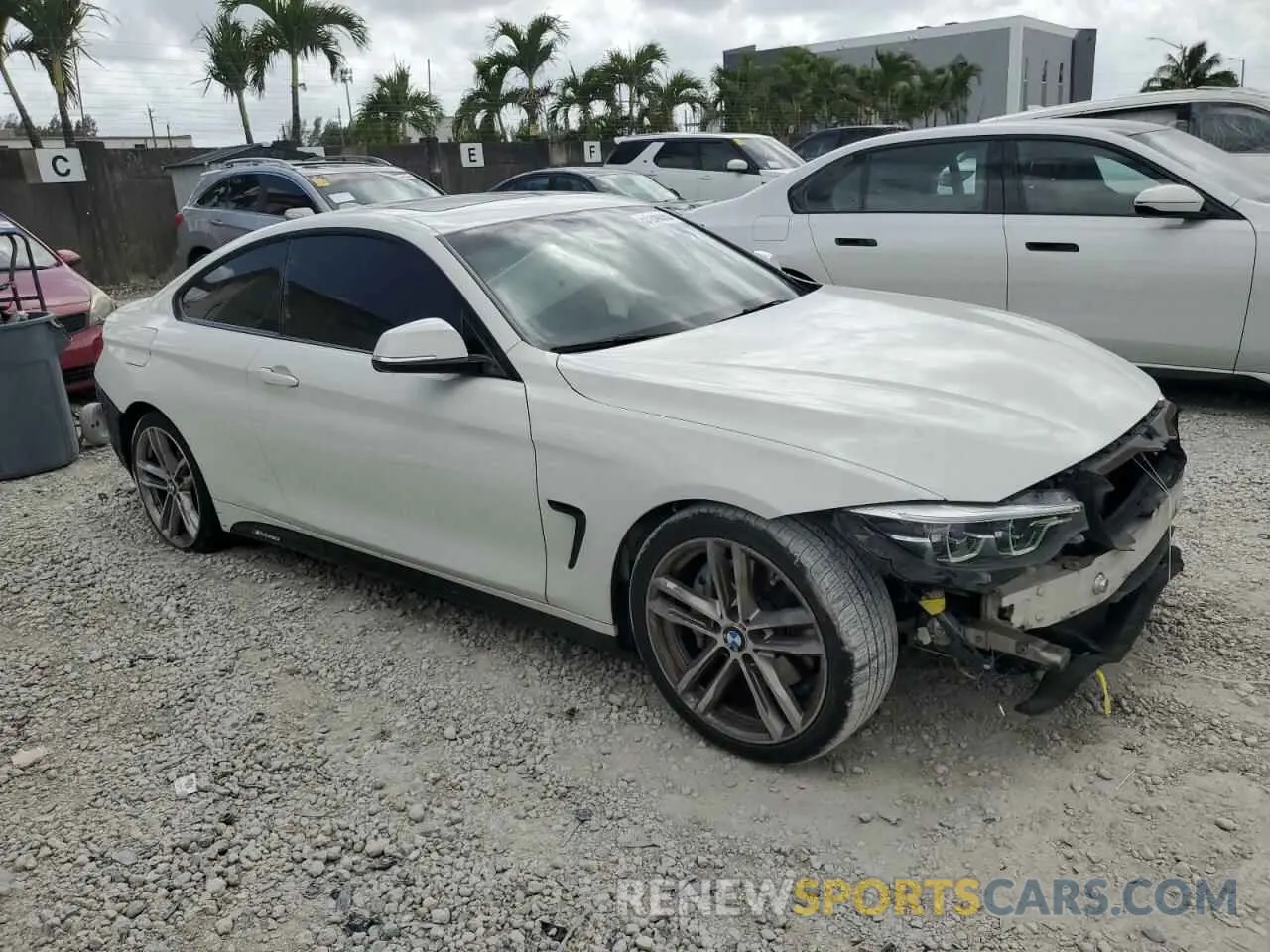 4 Photograph of a damaged car WBA4W3C54KAF92329 BMW 4 SERIES 2019