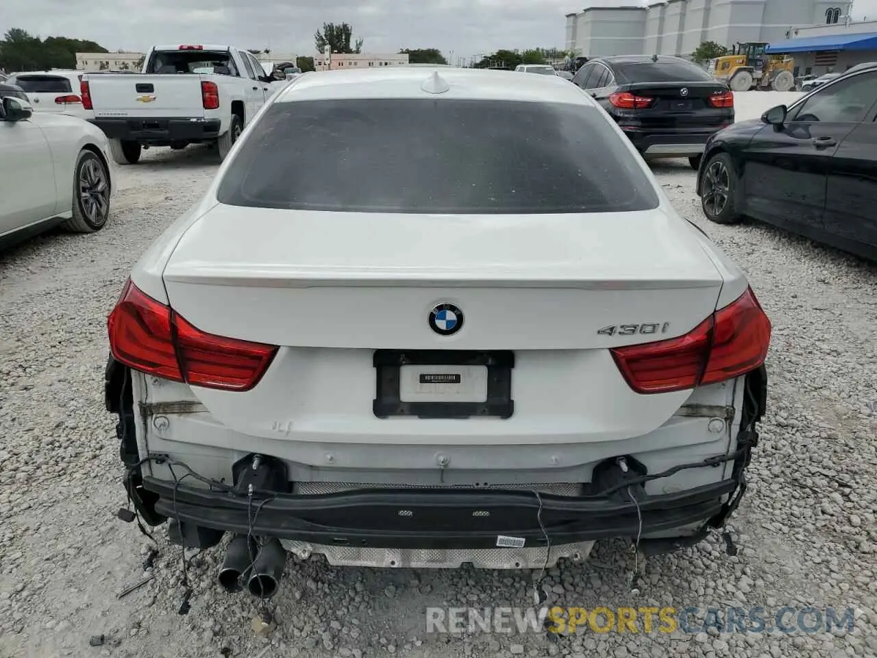 6 Photograph of a damaged car WBA4W3C54KAF92329 BMW 4 SERIES 2019