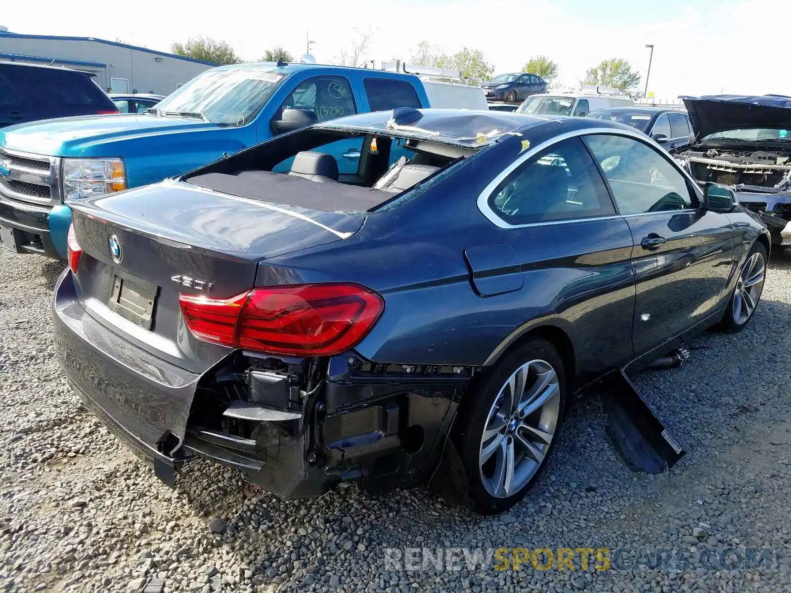 4 Photograph of a damaged car WBA4W3C57KAF92227 BMW 4 SERIES 2019