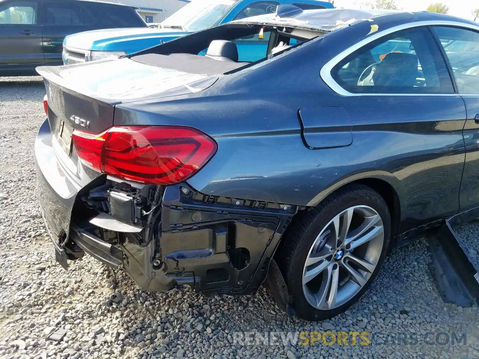 9 Photograph of a damaged car WBA4W3C57KAF92227 BMW 4 SERIES 2019