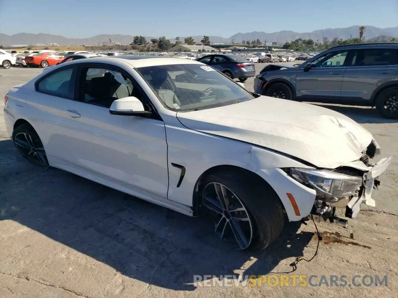 4 Photograph of a damaged car WBA4W3C57KAF93393 BMW 4 SERIES 2019