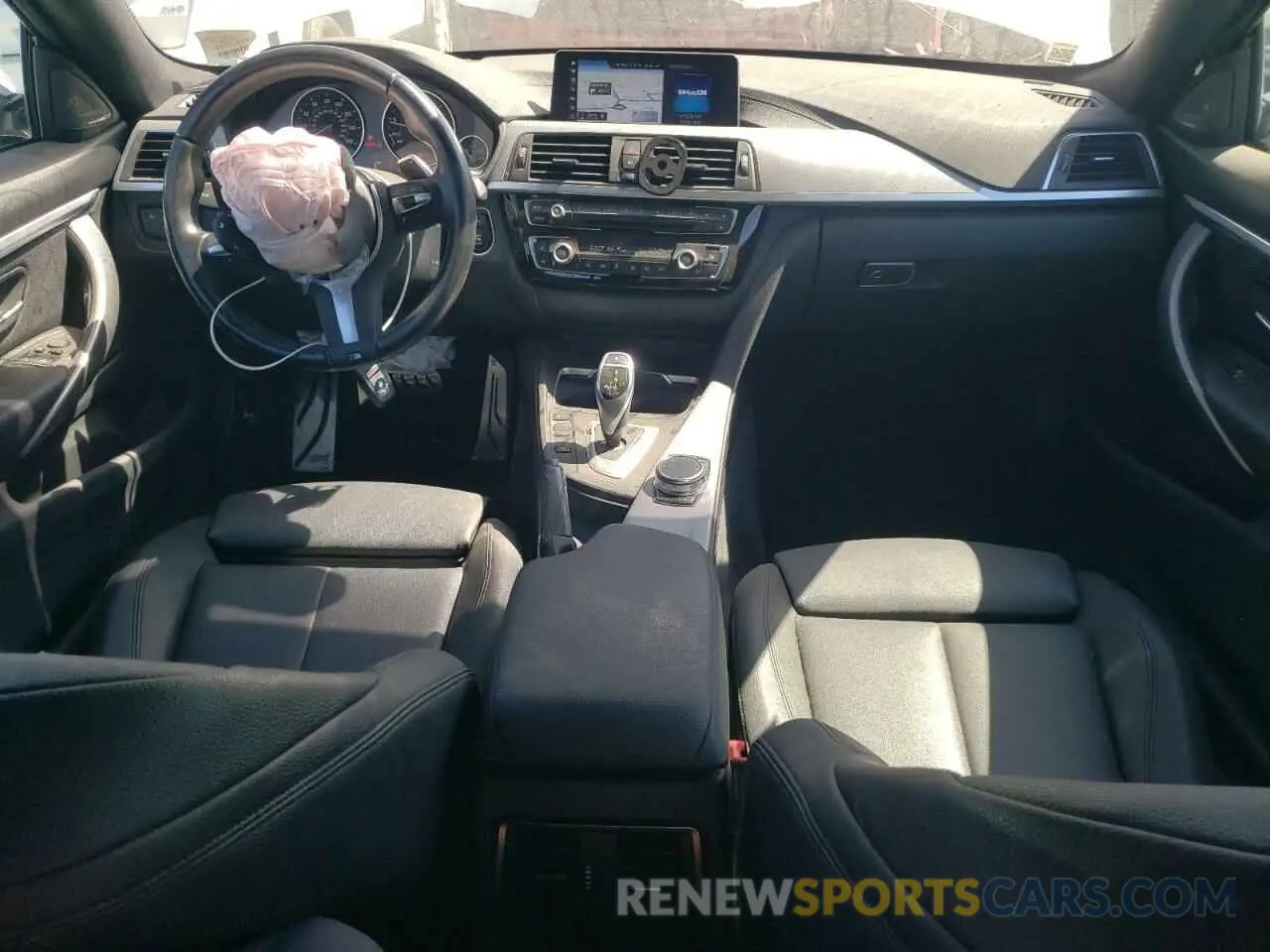 8 Photograph of a damaged car WBA4W3C57KAF93393 BMW 4 SERIES 2019